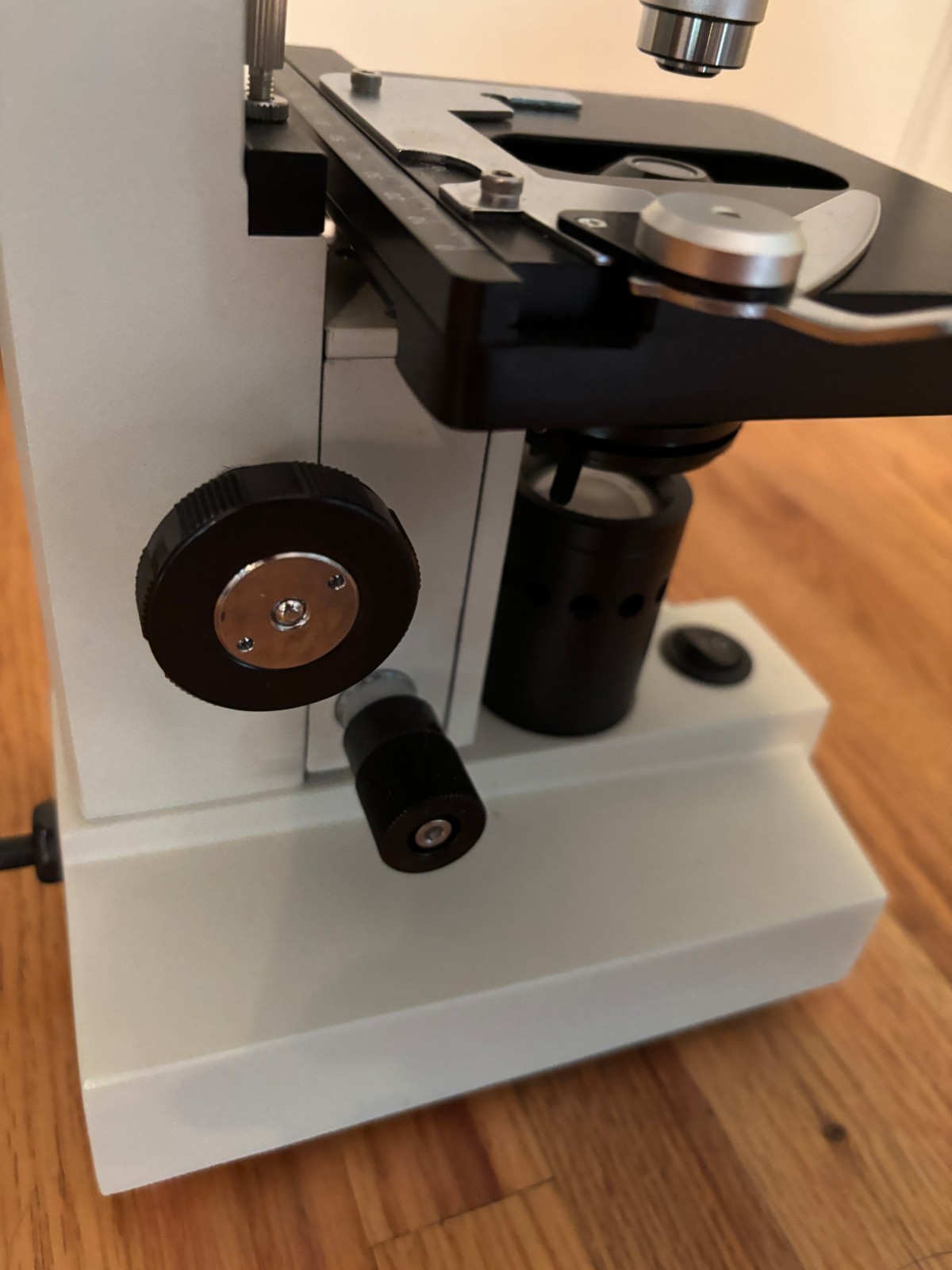 Home Science Tools MI-4100 LED Microscope Premium 40x, 100x, 400x Magnification