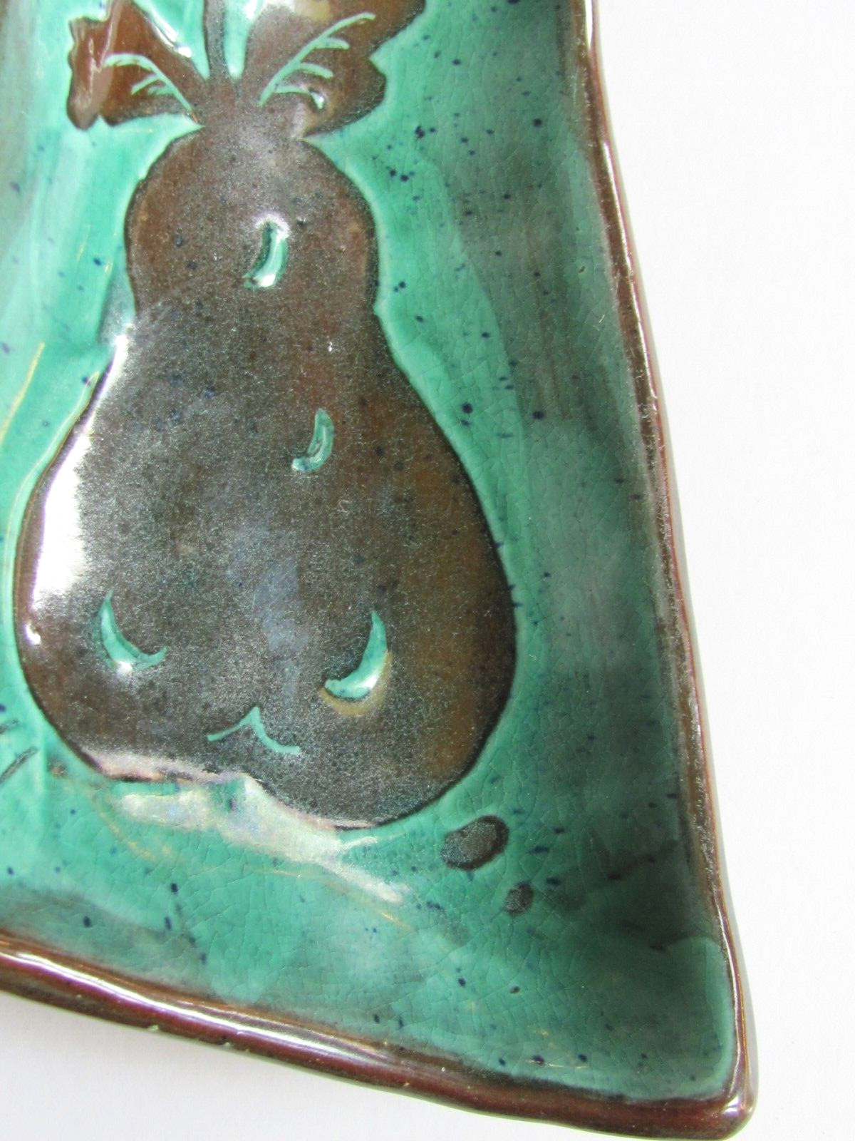 VINTAGE HANDCRAFTED POTTERY DISH FRUIT PEAR DOROTHY SMITH KEWANEE ART TEACHER
