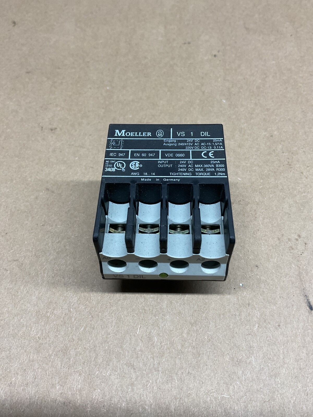 Moeller VS1DIL Amplifier Module, 24VDC In, 240VAC/DC Out #4013PR130