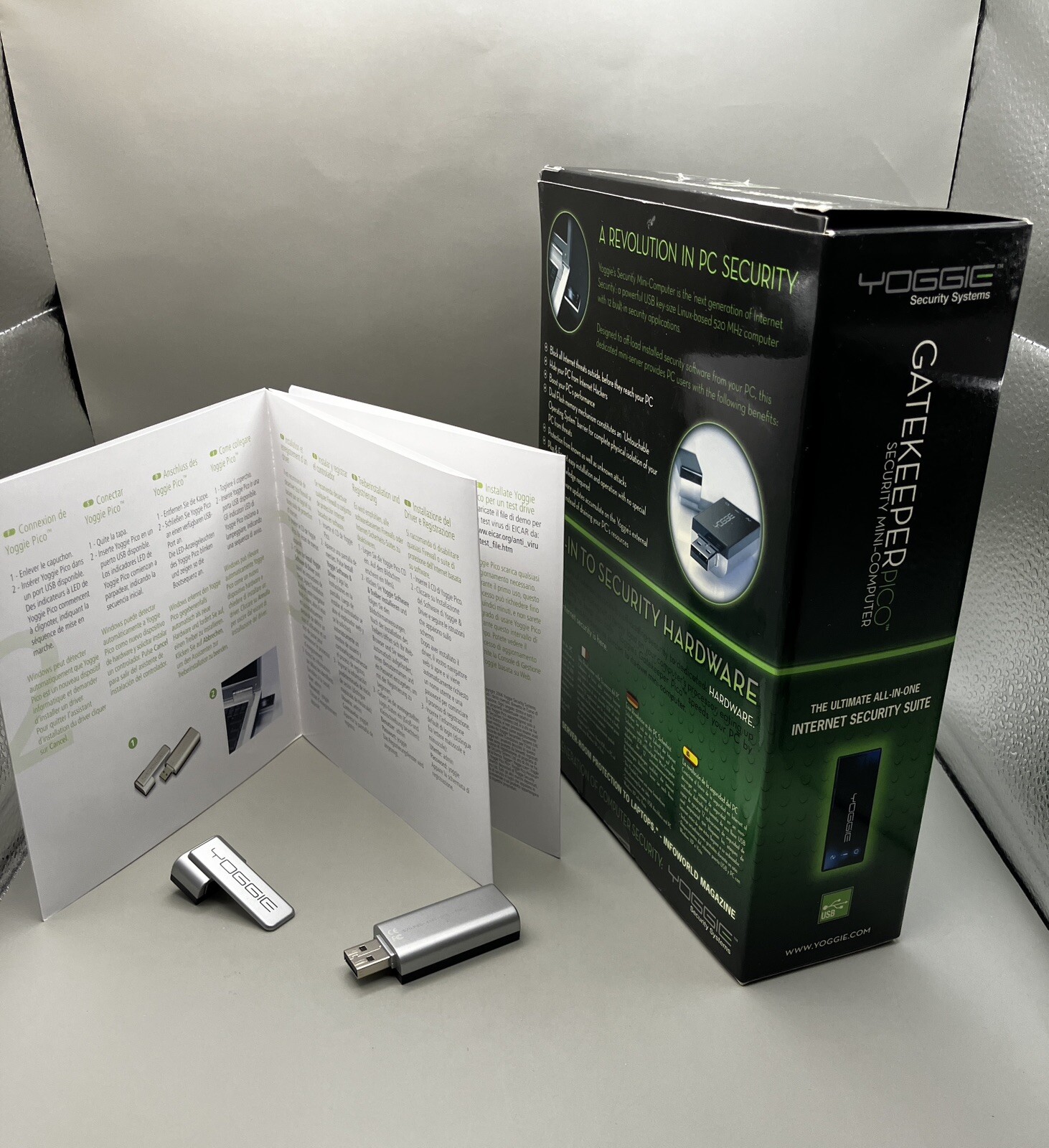 personal internet security portable USB 2007 Yoggie security for Window preowned