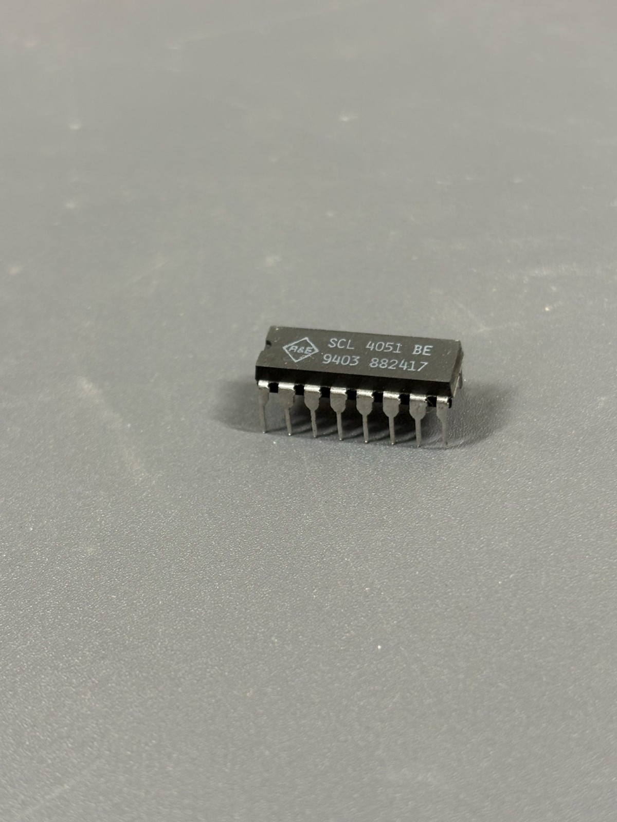 5x RFT SCL4051BE CD4051BE Analog Multiplexer Demultiplexer IC DIP-16 NOS