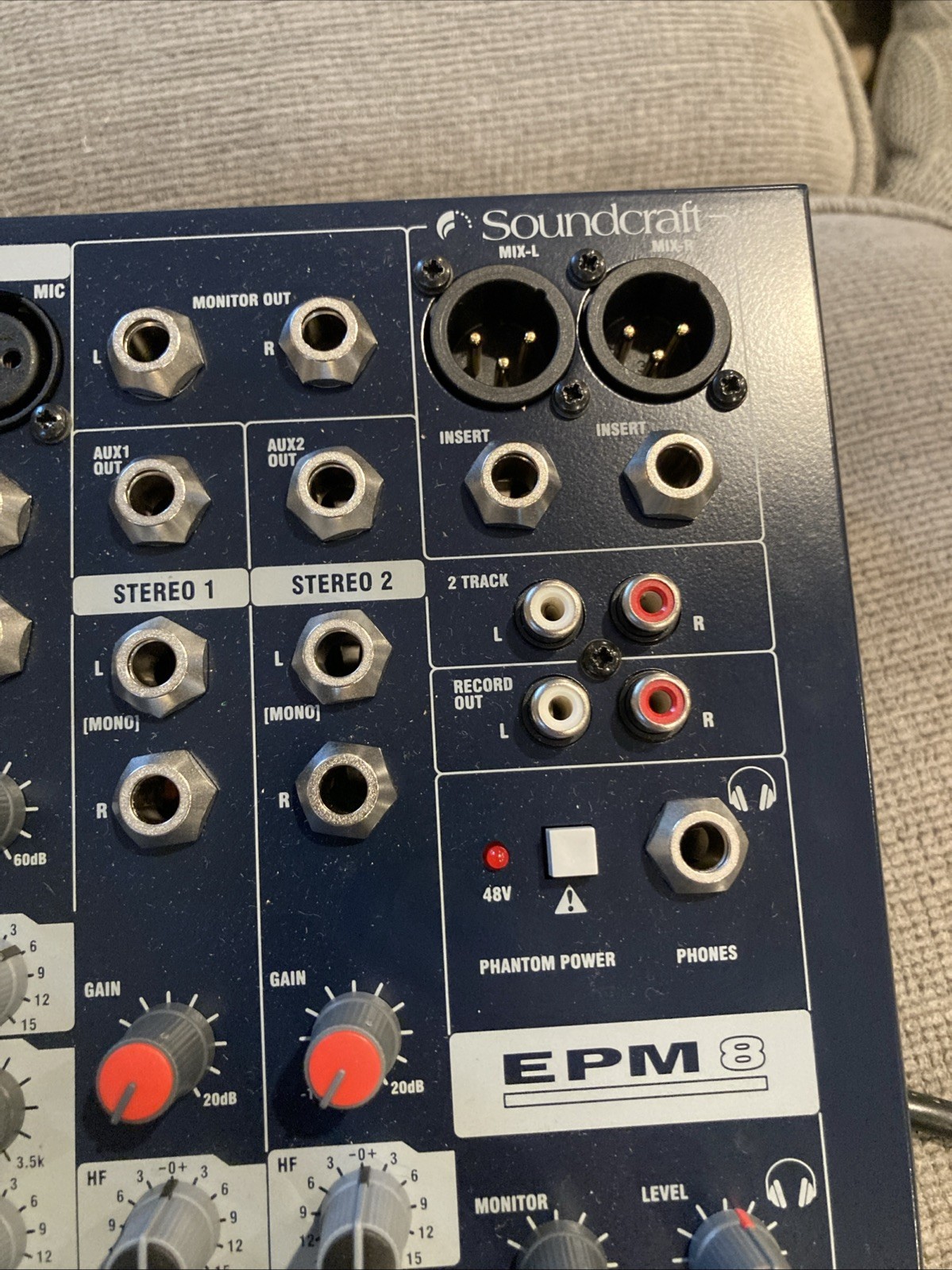 Soundcraft EPM8 8-Channel Multi-Format Mixer