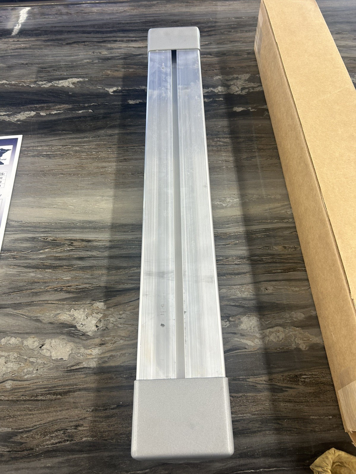 Old Style Floe 30 Inch Old Style Vertical Bumper With Attachment Kit Read Notes