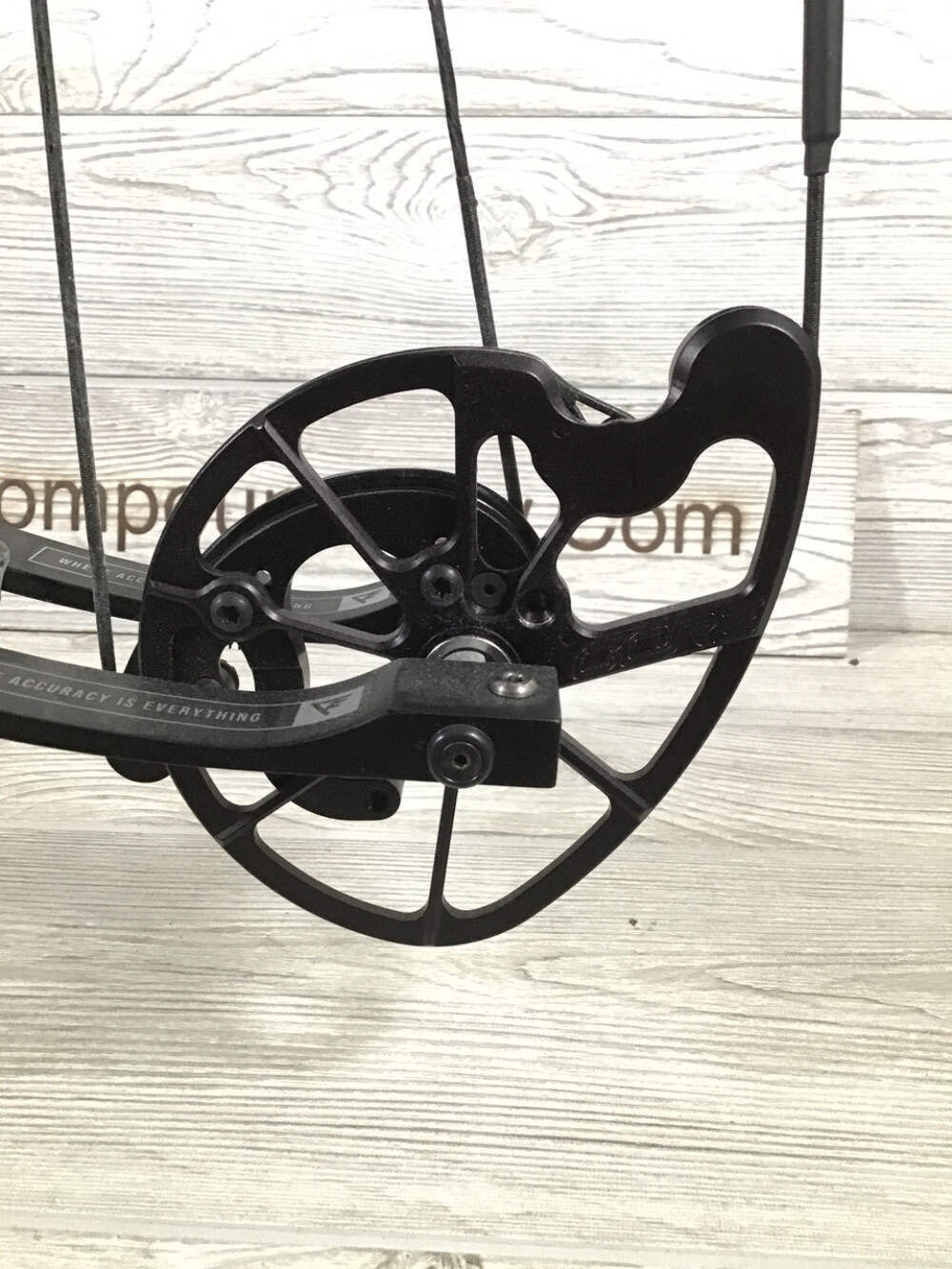 Prime Revex 6 RH Black