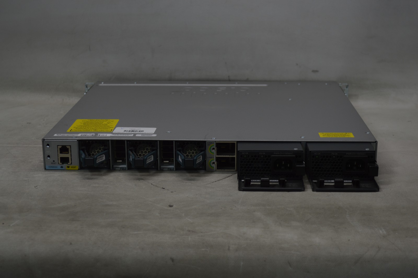 Cisco Systems WS-C3850-48U-E-V06 Network Switch