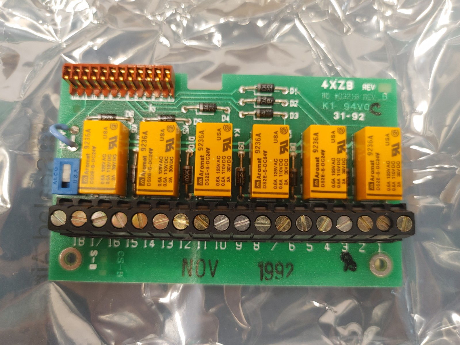 FIRE-LITE 4XZMF ZONE RELAY MODULE