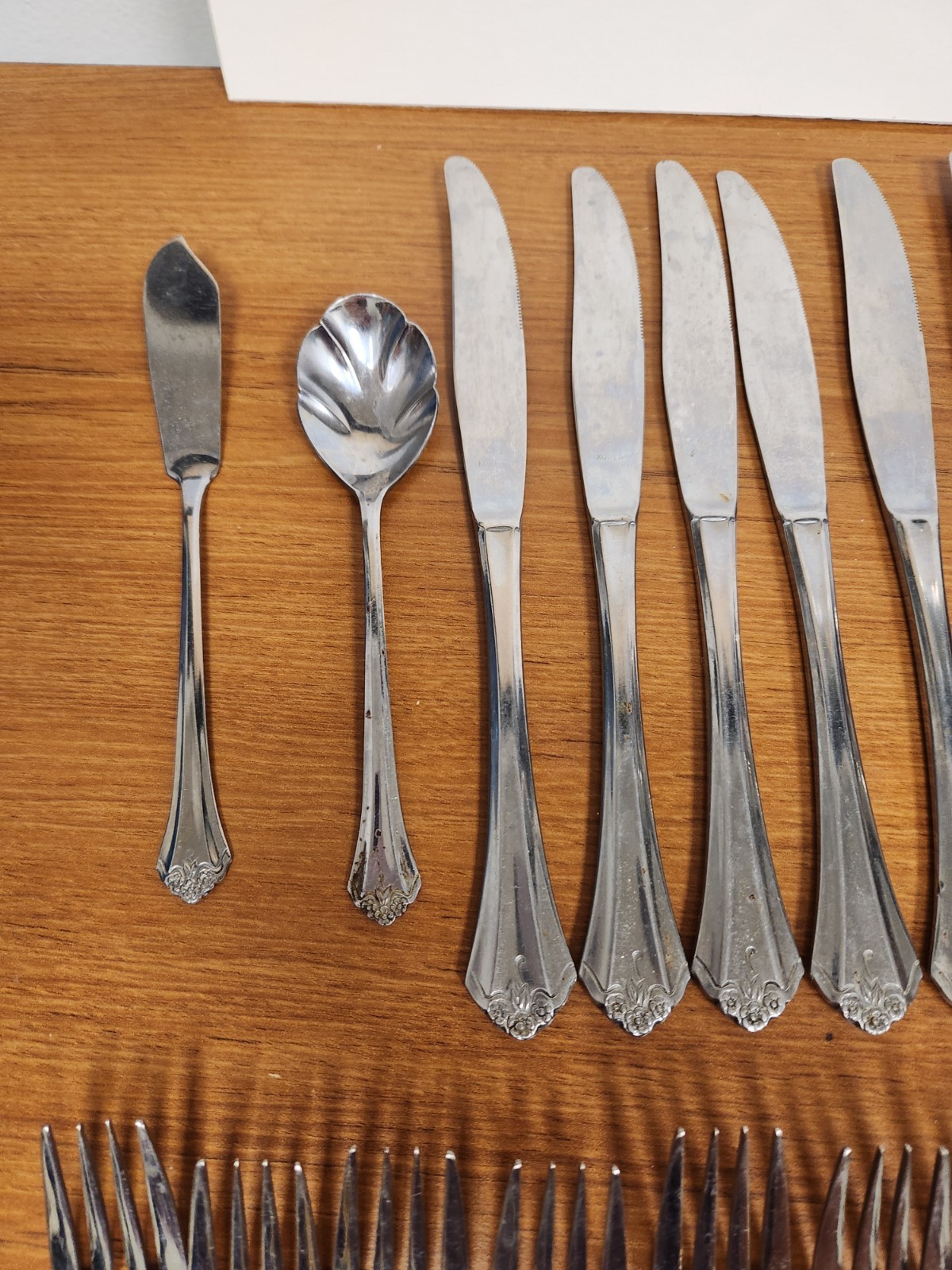 42 Piece Northland PERCEPTION Stainless Flatware Korea