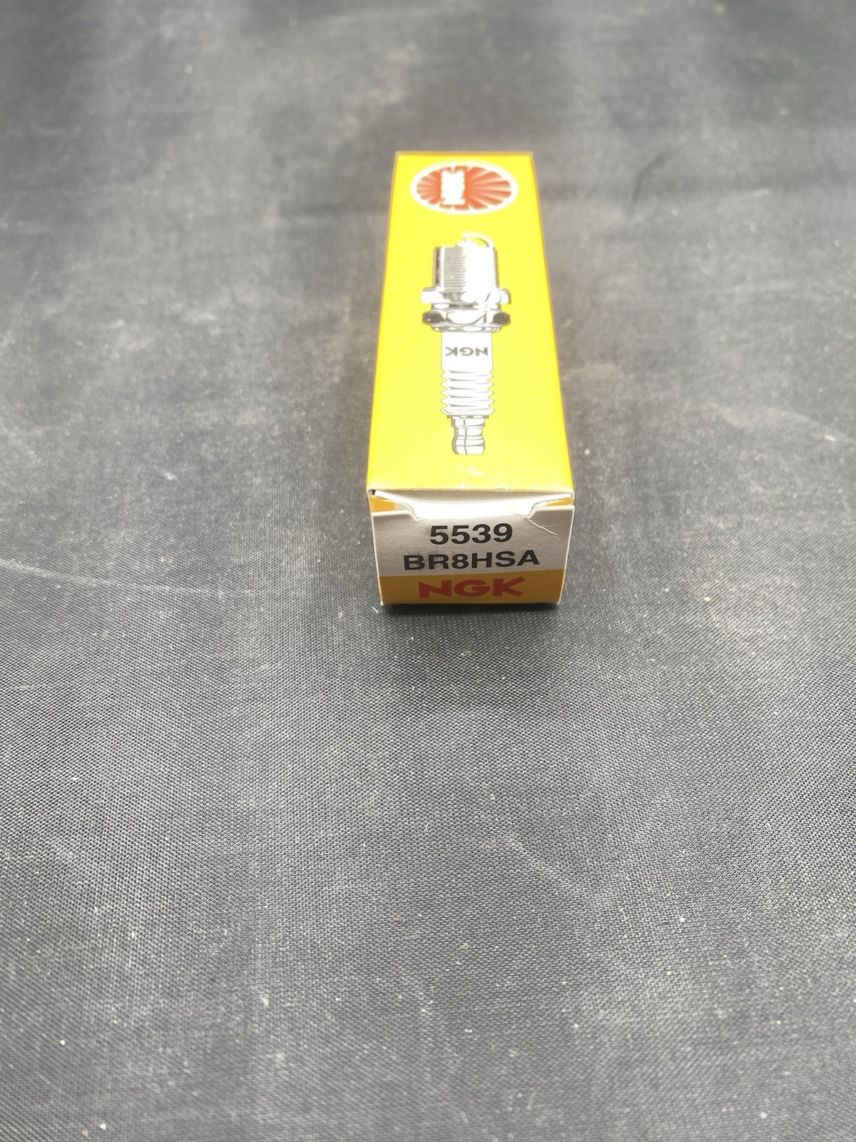 1pc NGK OEM 5539 BR8HSA Spark Plug