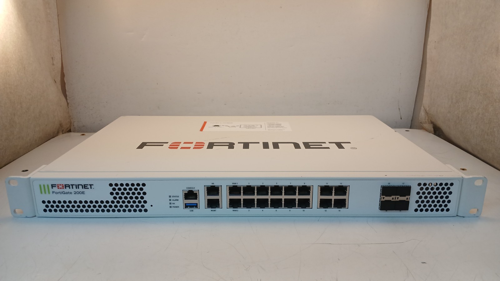 Fortinet FortiGate 200E 14-Port  Network Firewall *POWERS ON* *UNTESTED* *READ*