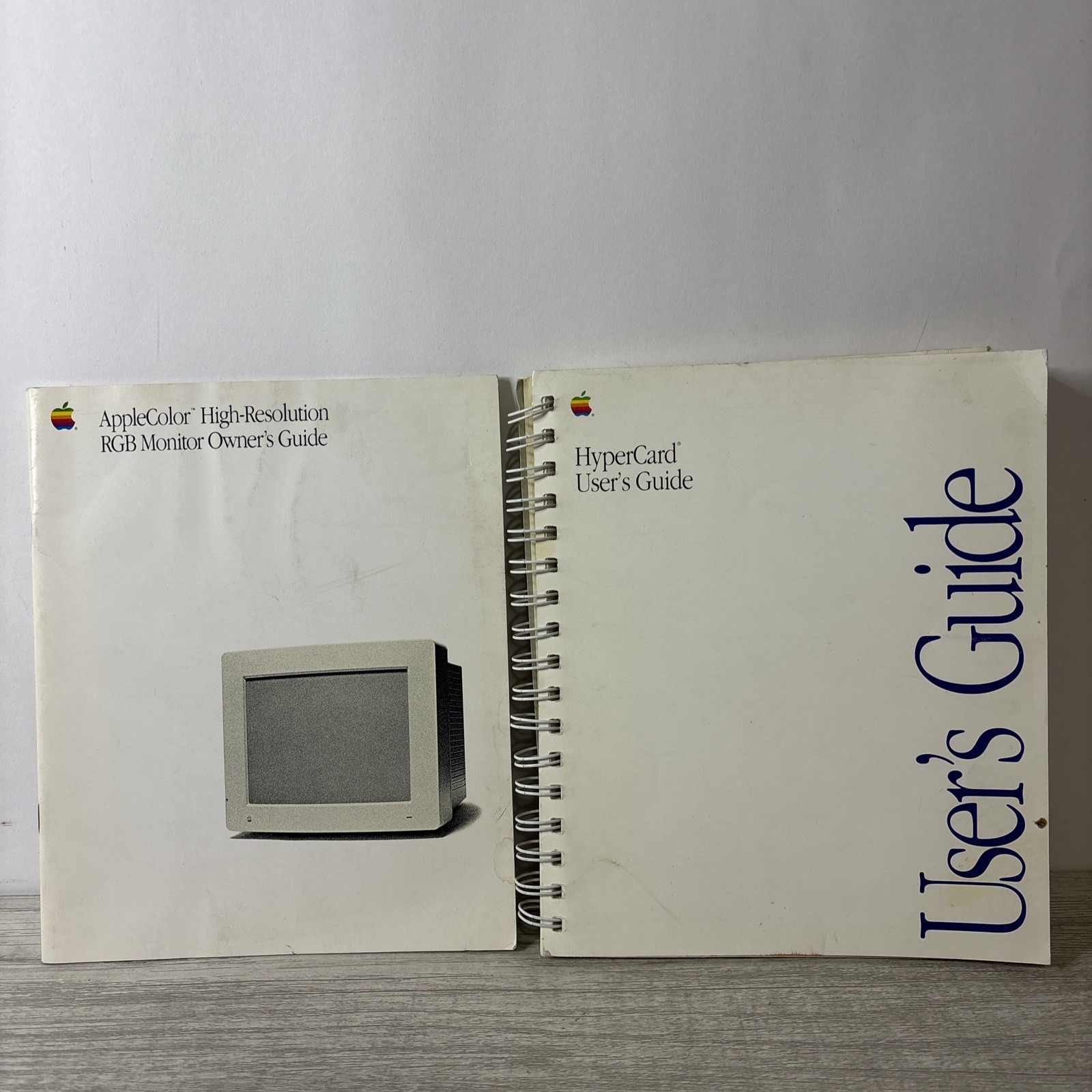 1989 Apple HyperCard User’s Guide/AppleColor RGB Monitor Owner’s Guide