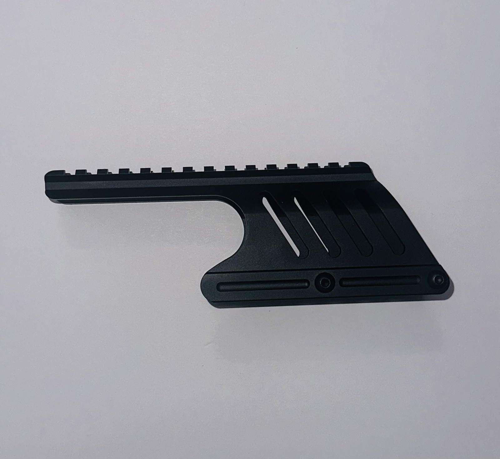Remington 870 12 GA Saddle Tactical Scope Mount With Top Rail