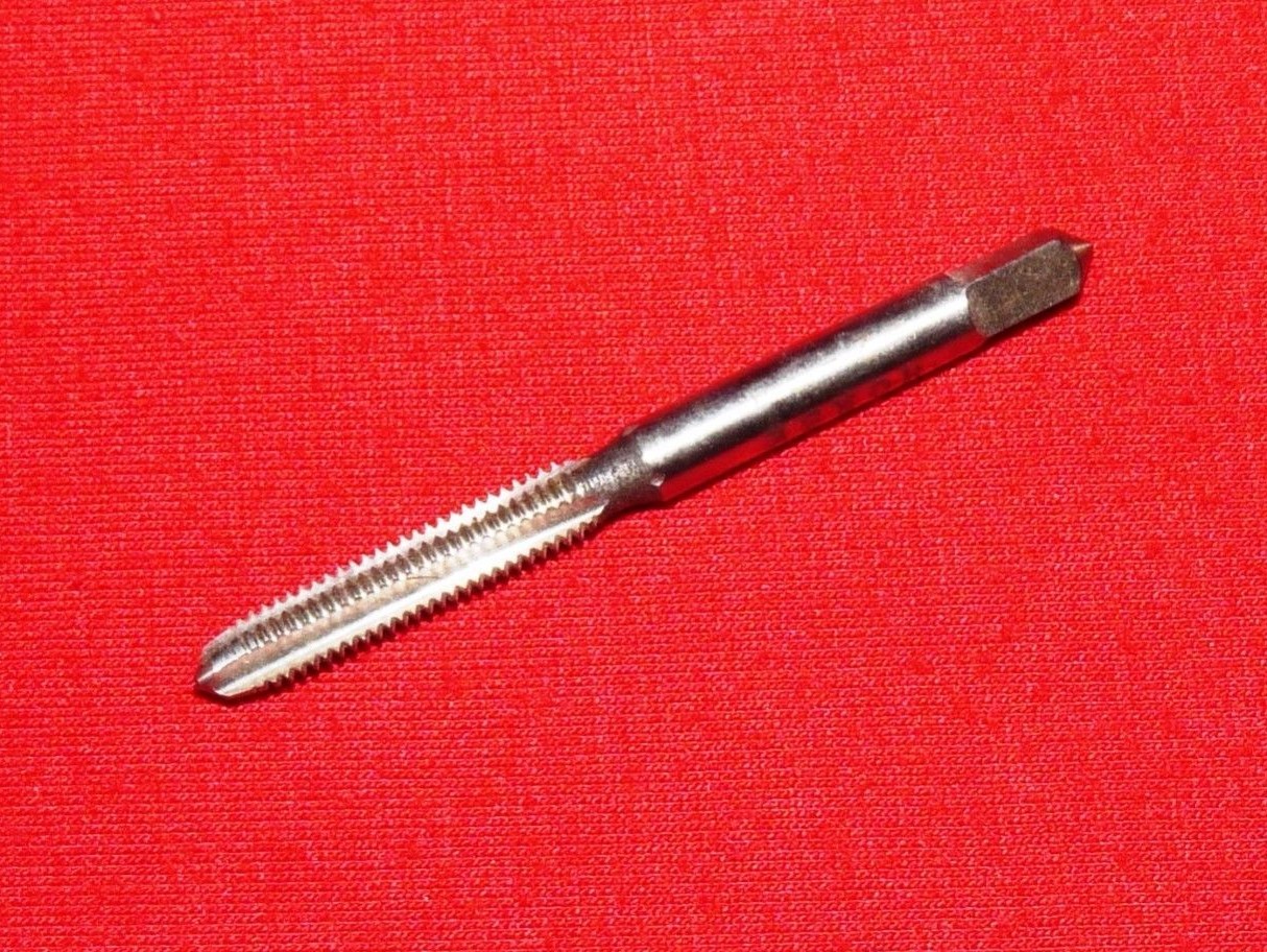 12-28 NF Plug Hand Tap Morse MT3733759 RH HSS 4 FLUTE GH3 12/28 USA