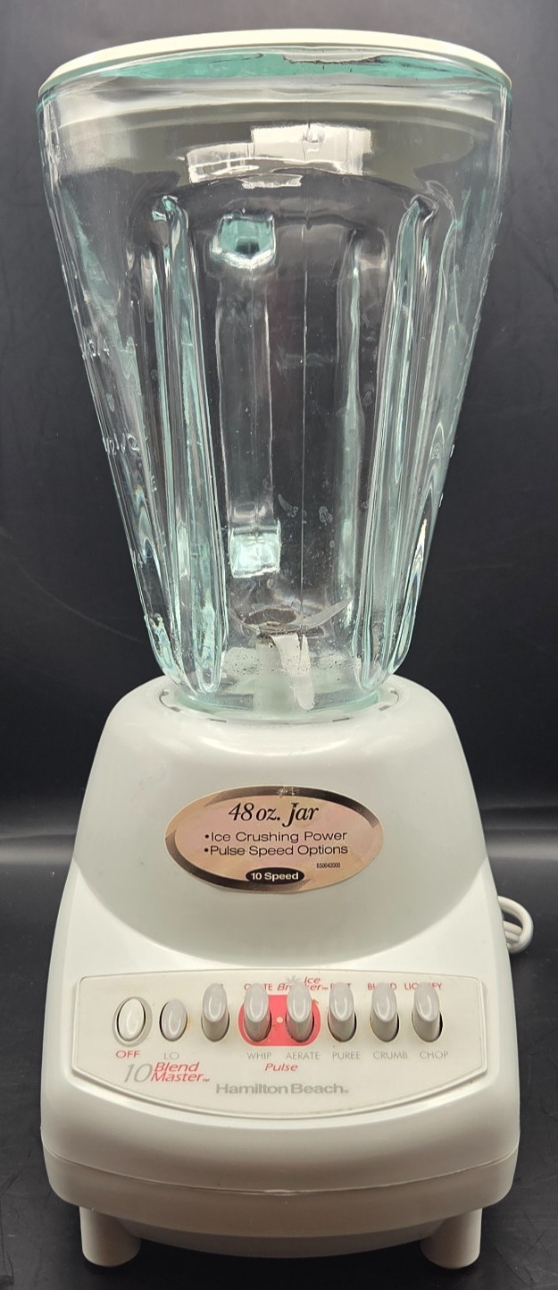 Hamilton Beach Blend Master Blender 48oz Glass Jar 10 Speed White Tested Clean