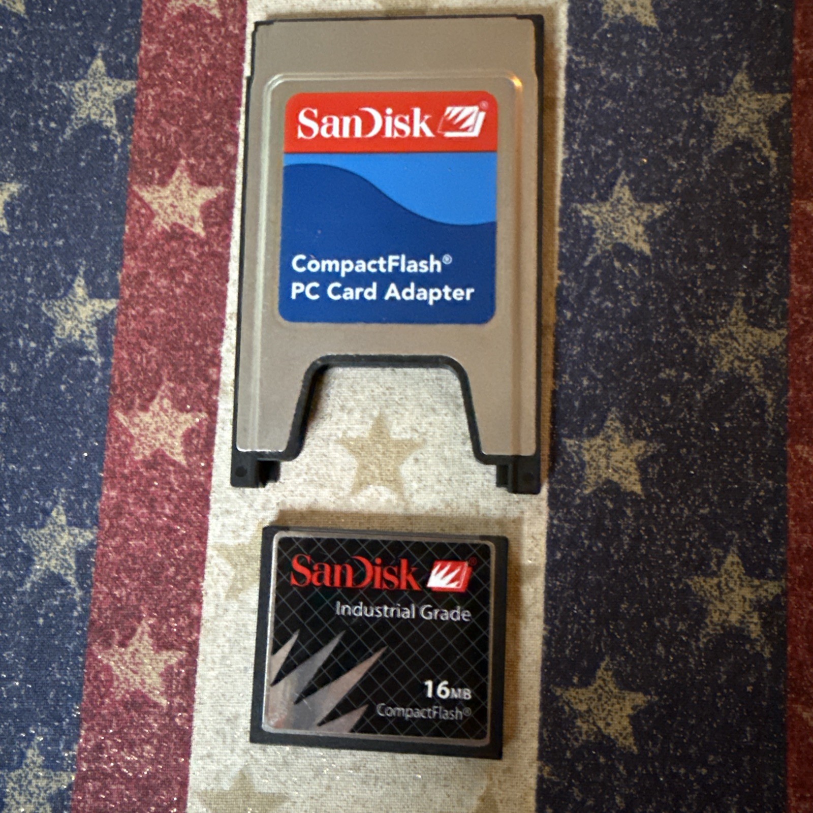 SanDisk Compact Flash PC Card Adapter and SDCFB-16-201-80 16MB Compactflash