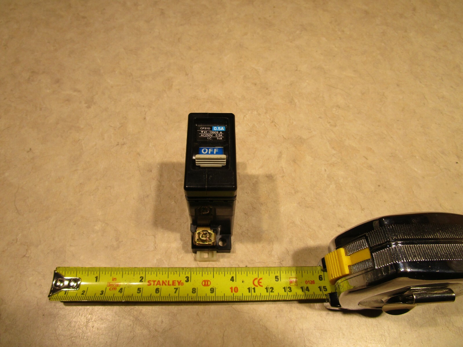 FUJI CP31D CIRCUIT PROTECTOR, 0.5A, J0528