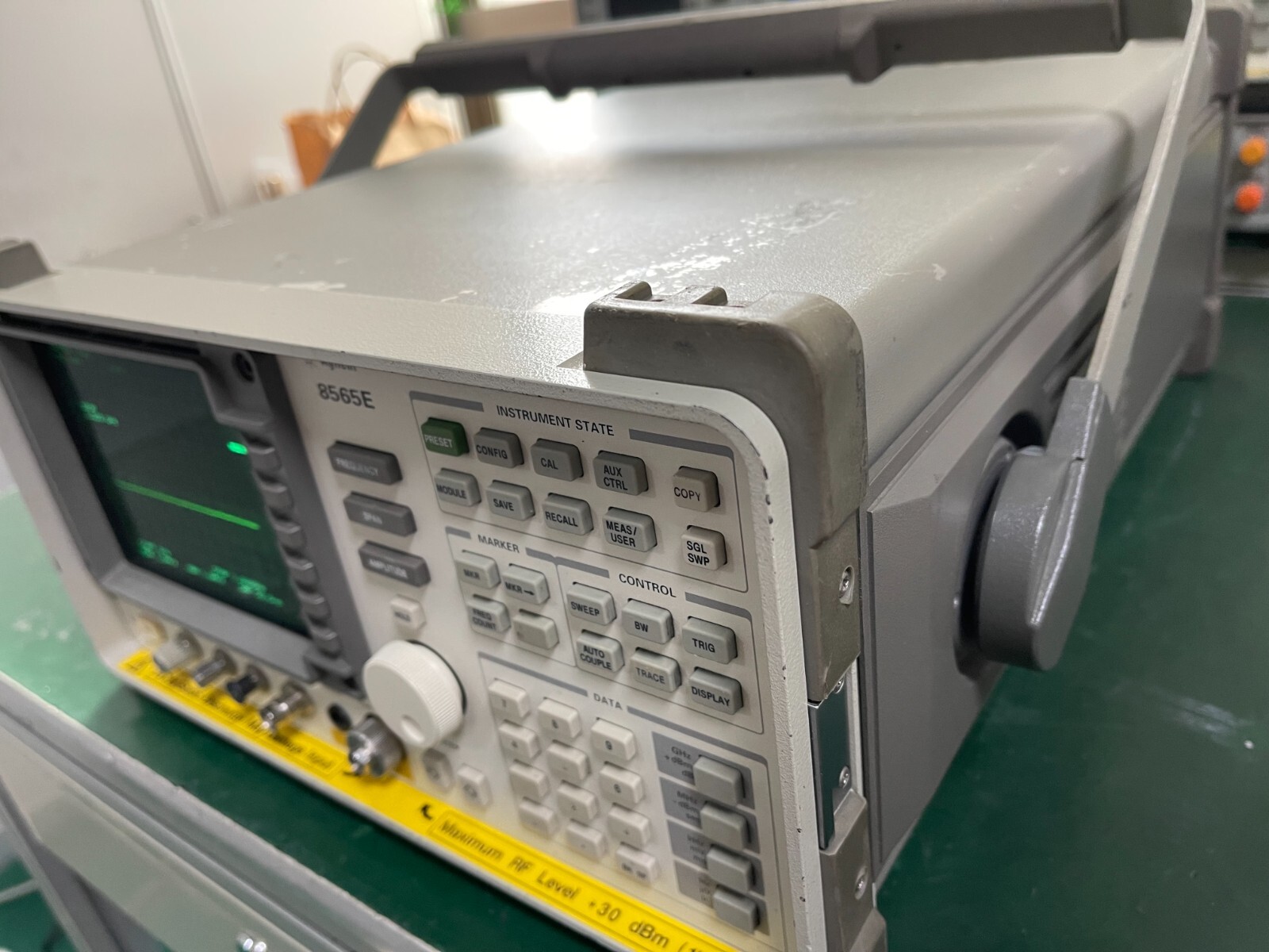 Agilent Keysight 8565E 9KHz - 50GHz Spectrum Analyzer_1513