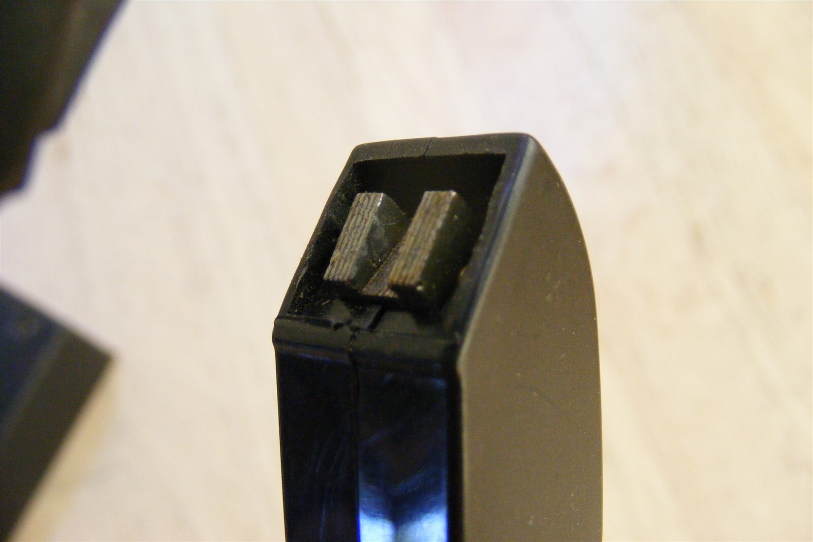 UEI DL 90A Digital Voltage meter Clamp On Tester