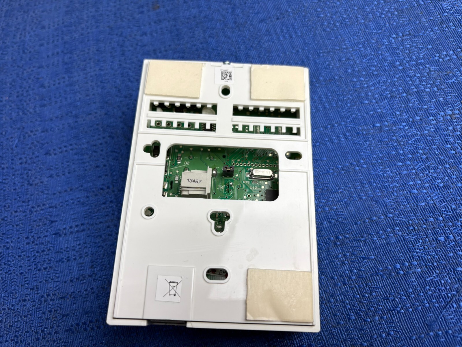 Johnson Controls NS-BTP7001-0 Network Zone Sensor, Room Temperature Sensor