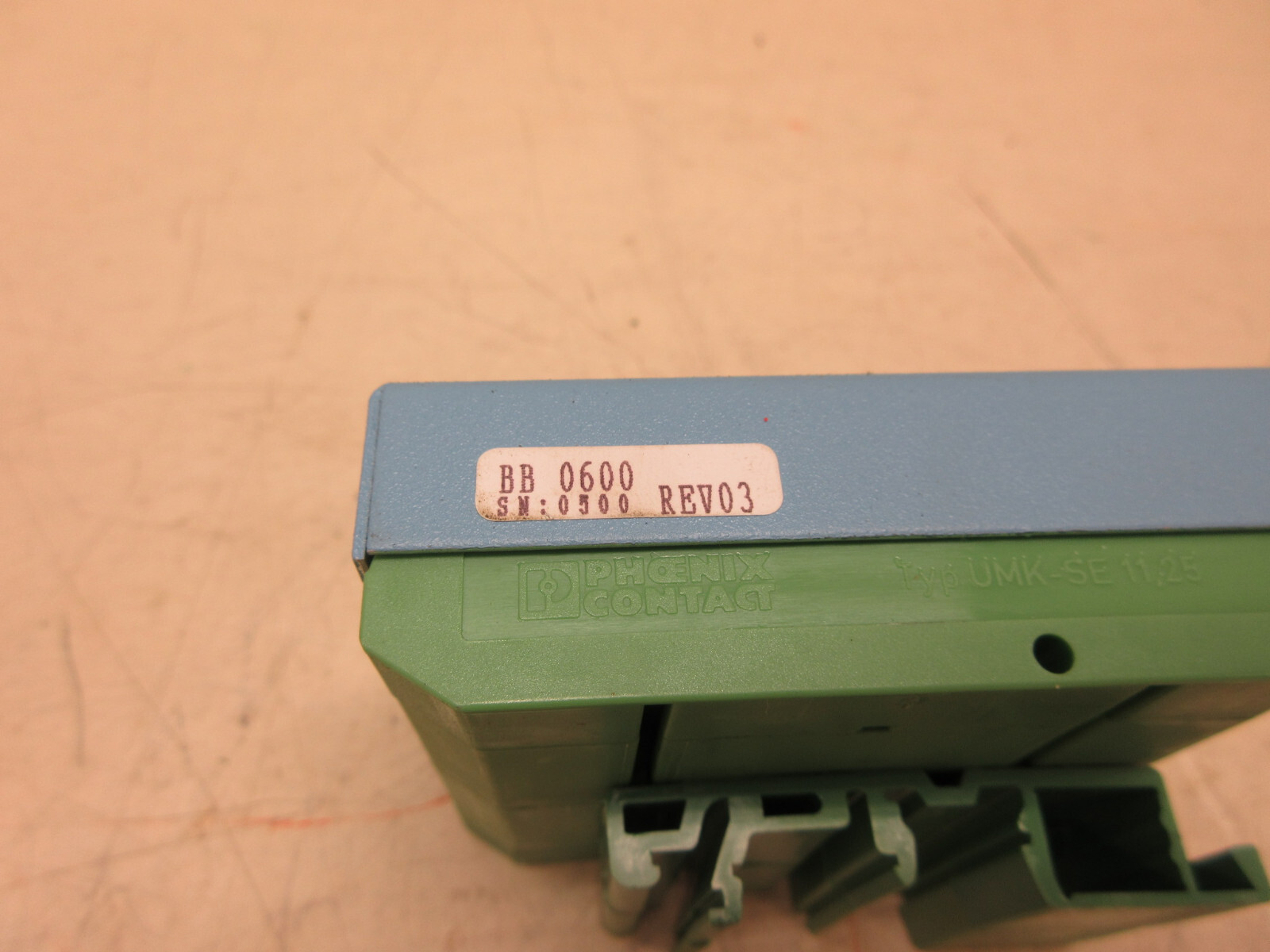 AVL BB0600 RS232 Isolation Module Used Free Shipping