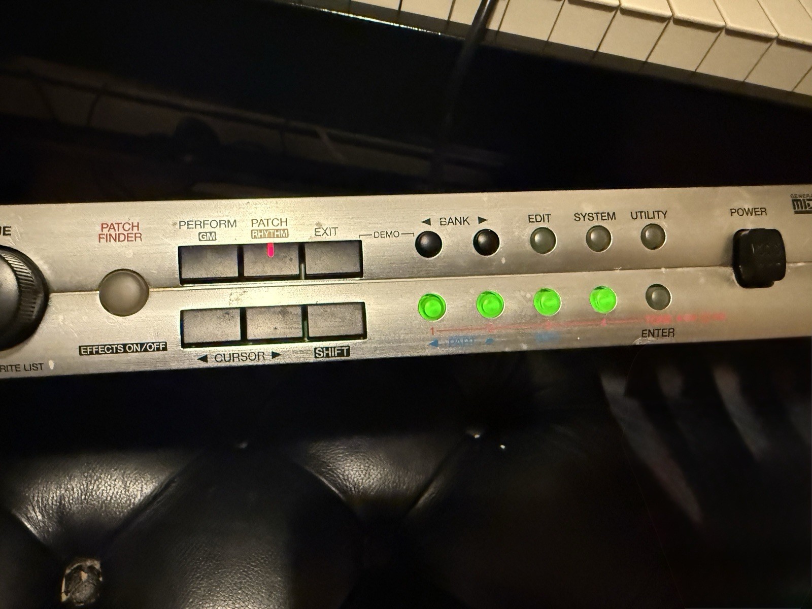 Roland XV-5050 64-Voice Synth Module xv5080 1-unit rack-module