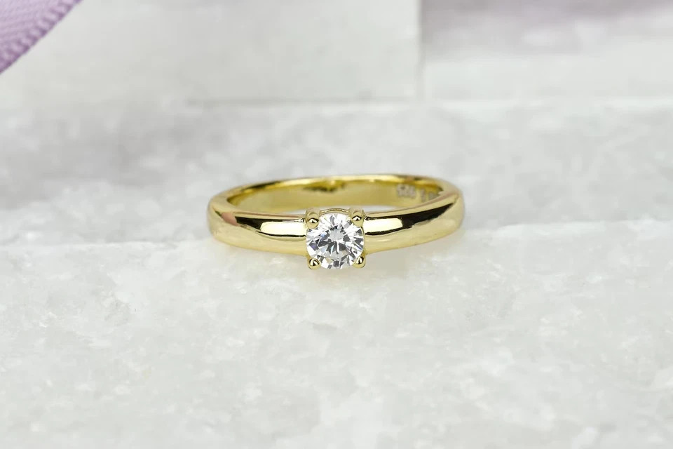 White Moissanite 1.10 Ct Round Cut Solitaire Wedding Ring 14K Yellow Gold Plated