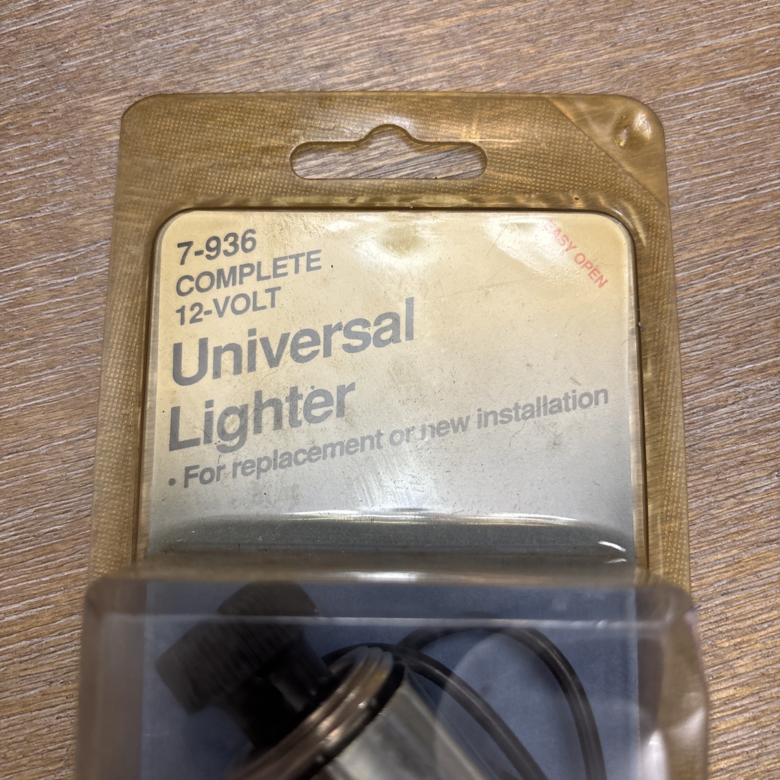 CHAMP 7-936 12 VOLT UNIVERSAL LIGHTER