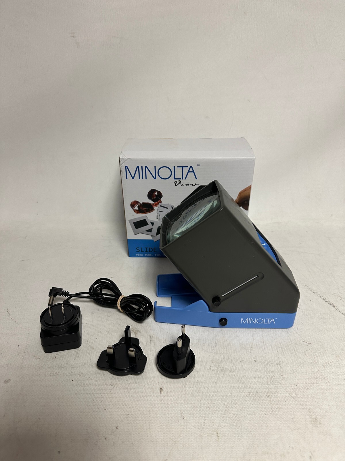 Minolta 35mm Slide and Film Viewer - Portable, 3X Magnification, LED Backlit