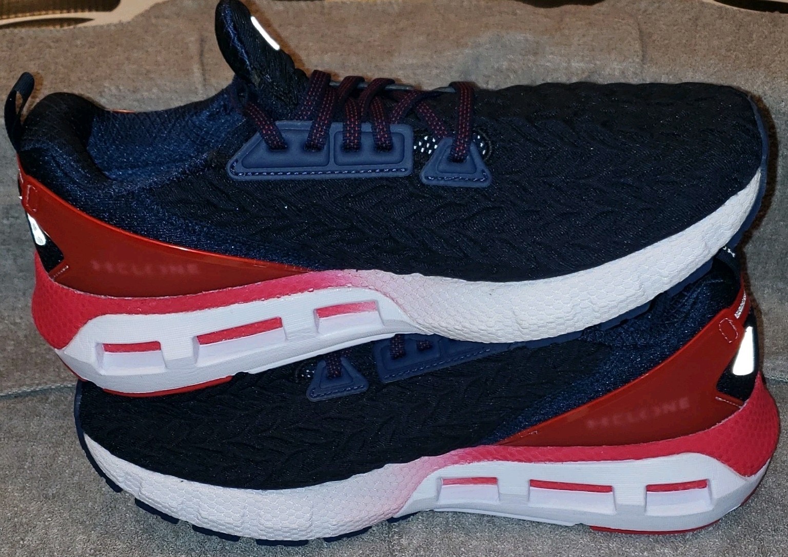 Under Armour UA HOVR Mega 2 Clone Men's Running Shoes Navy/Red US 10.5