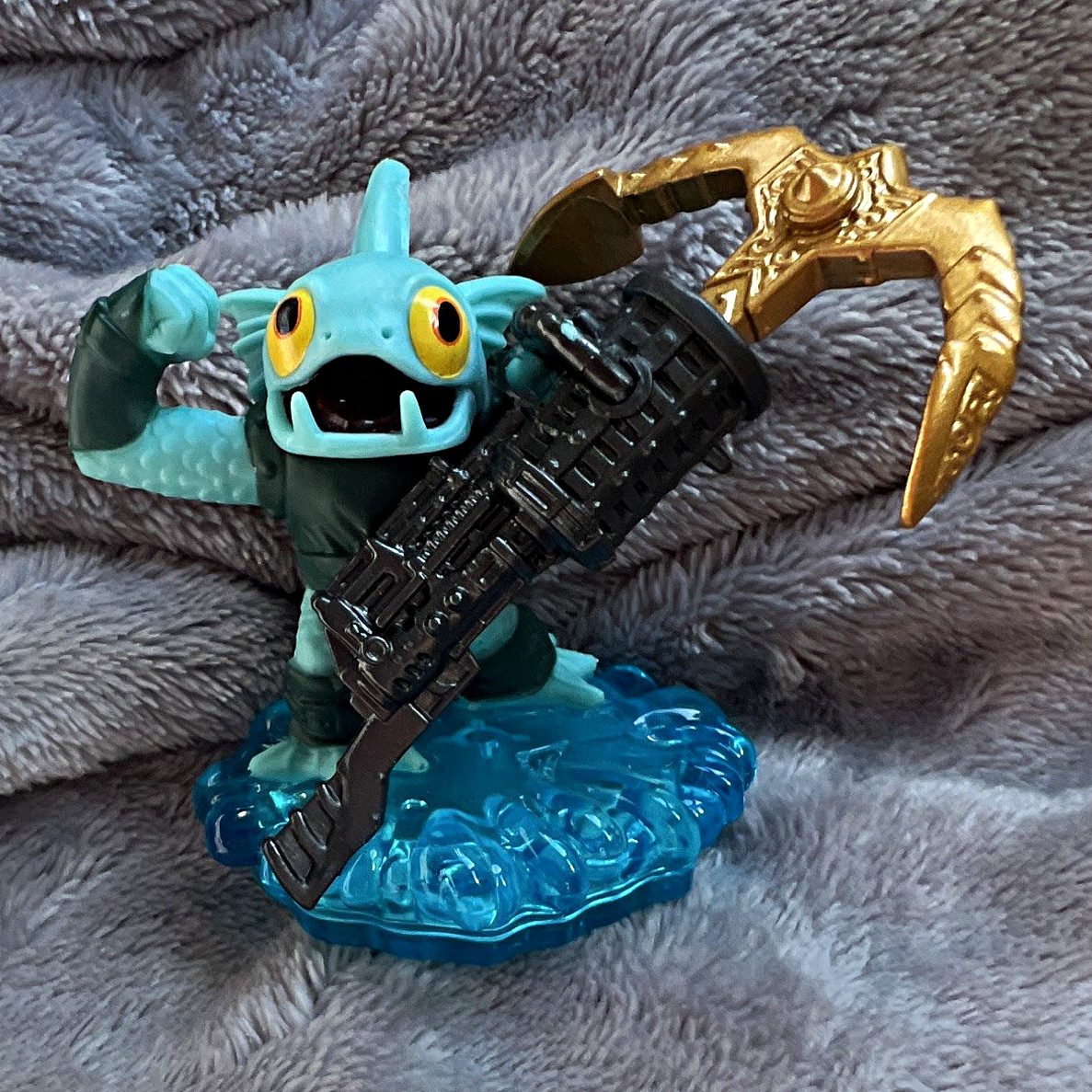 Activision Skylanders Gill Grunt Character Figure E3137A Video Game Series