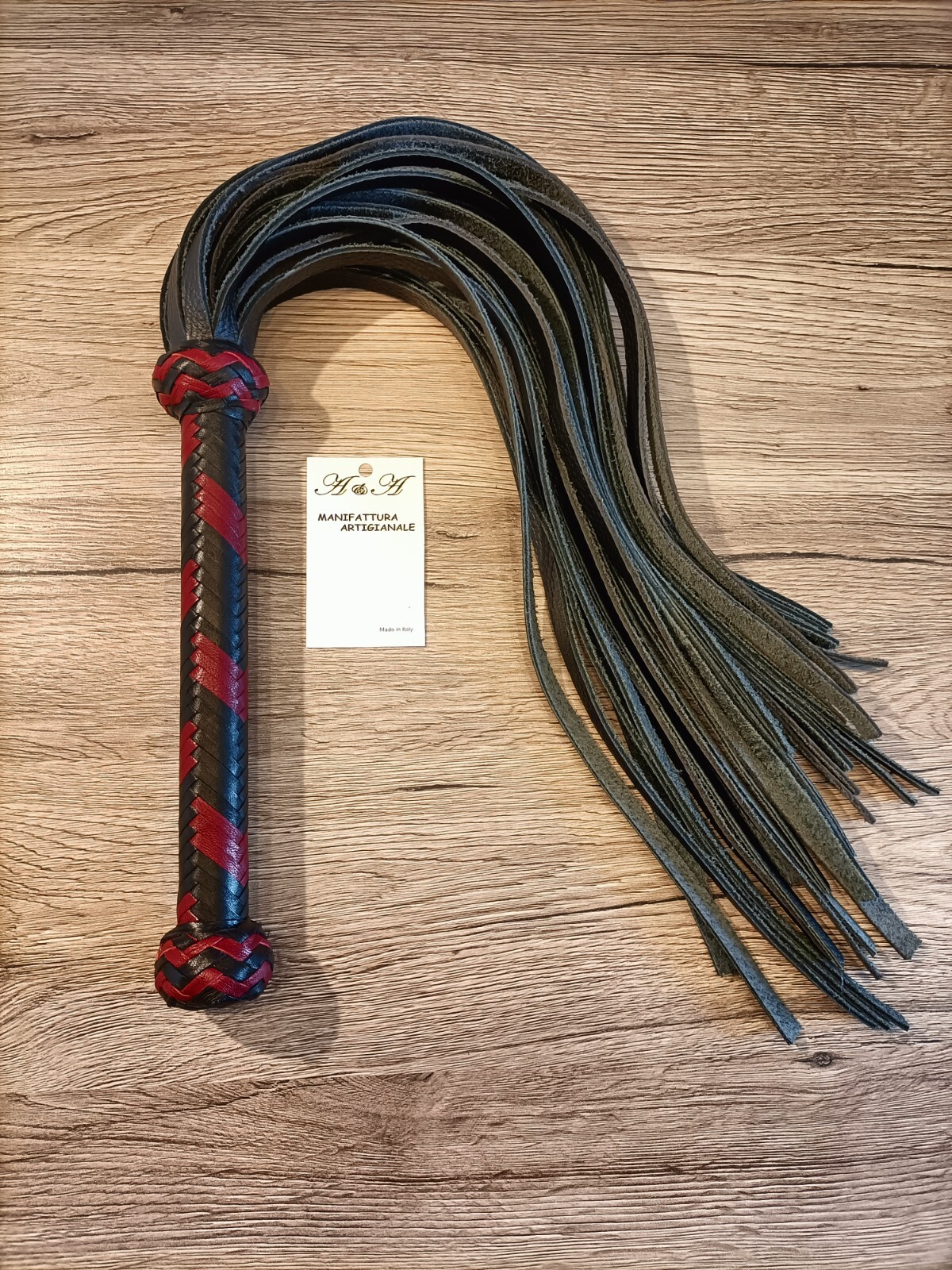 Flogger ITALIAN Cowhide High-Quality Handcrafted BDSM