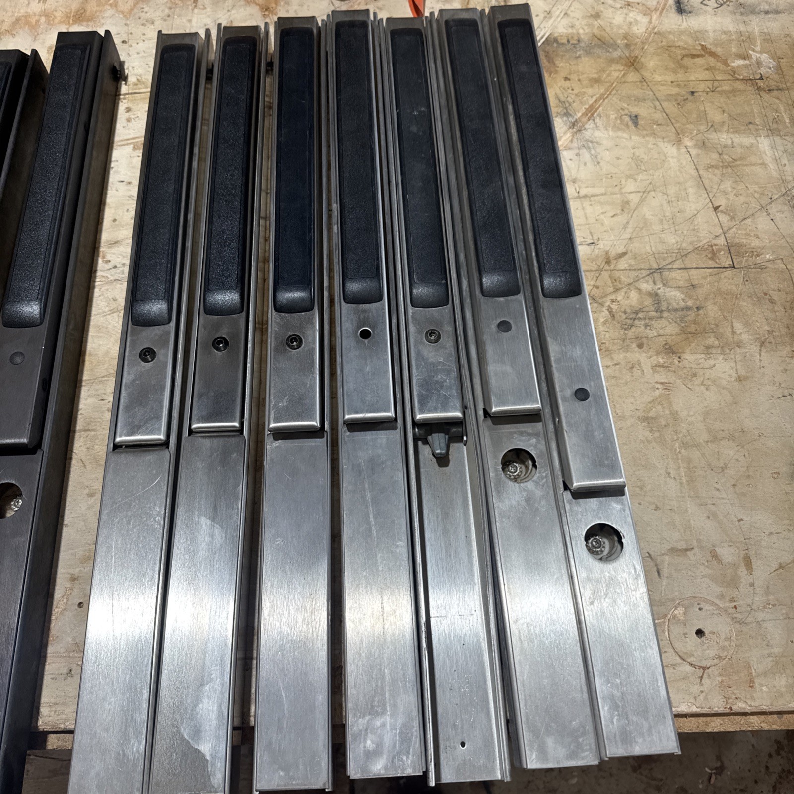 Assa Abloy Sargent 80 Series Exit Device Rail Push Bar 8800 / 8000 / 8888
