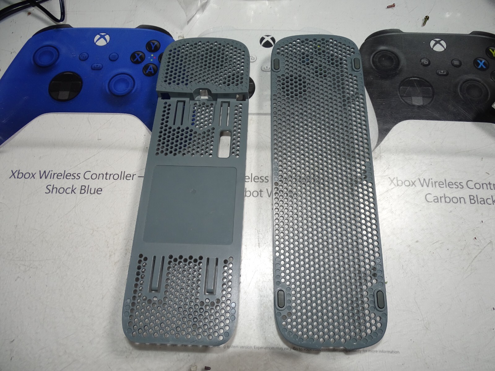 Microsoft Xbox 360 WHT PHAT Flat Gray TOP & Bottom Grill Covers-Just OK-READ ALL