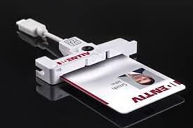 Identiv uTrust SmartFold SCR3500 C Ultra Compact USB Smart Card Reader