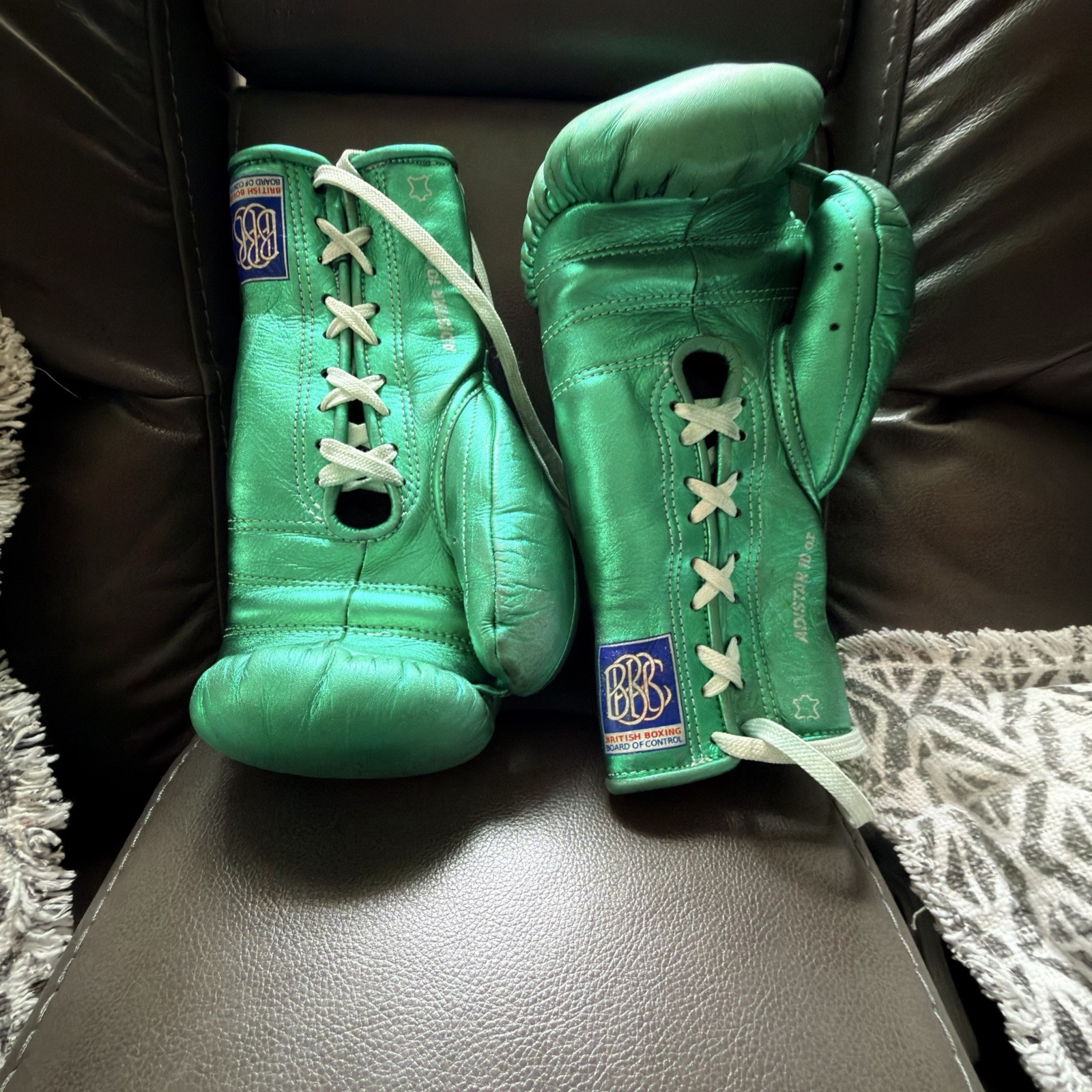 Adidas Adistar 3.0 British Boxing Stamp Professional Punchers Gloves Metallic
