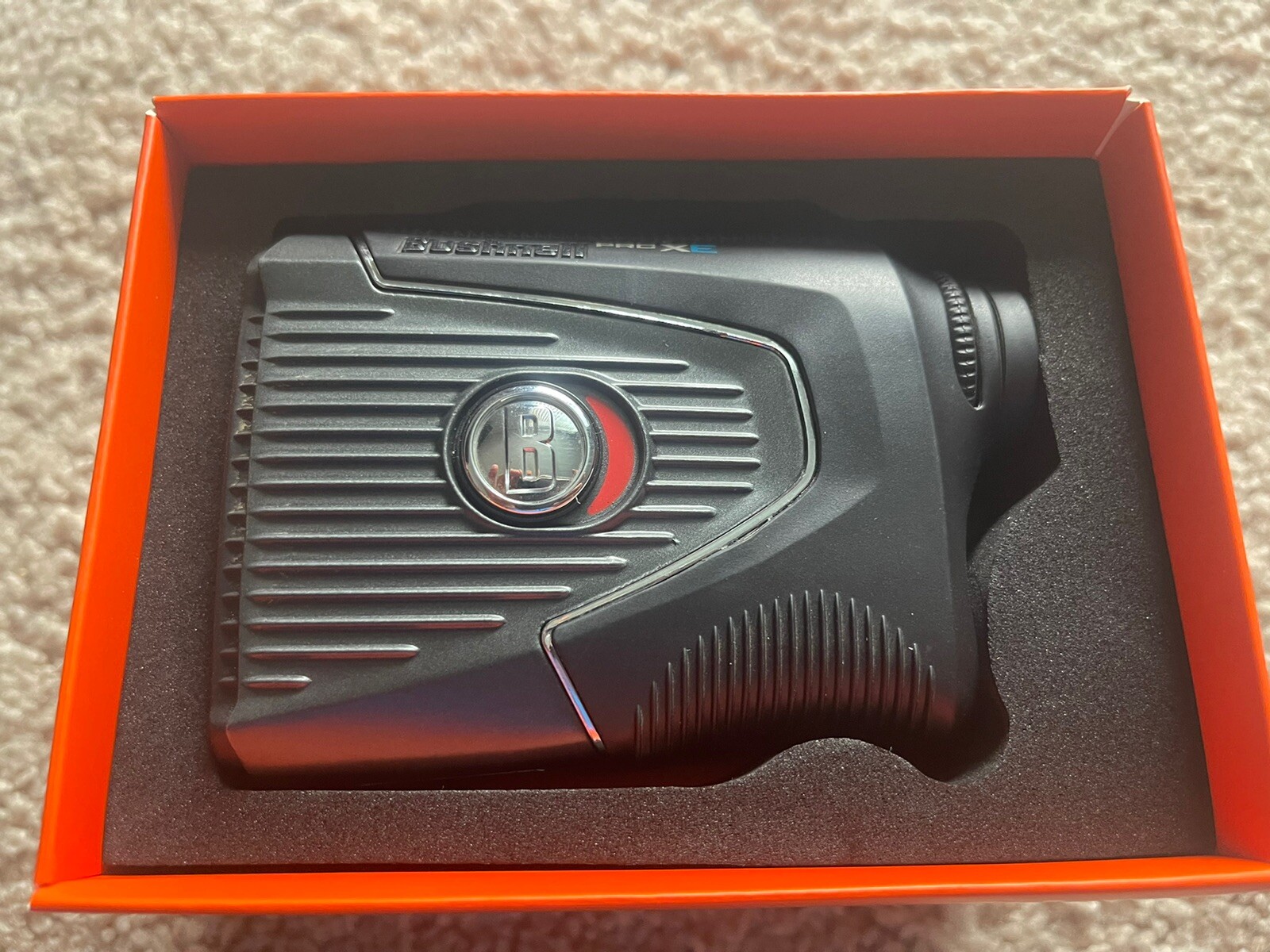 Bushnell Pro XE Golf Laser Rangefinder - Black/Silver (201950) - GREAT CONDITION
