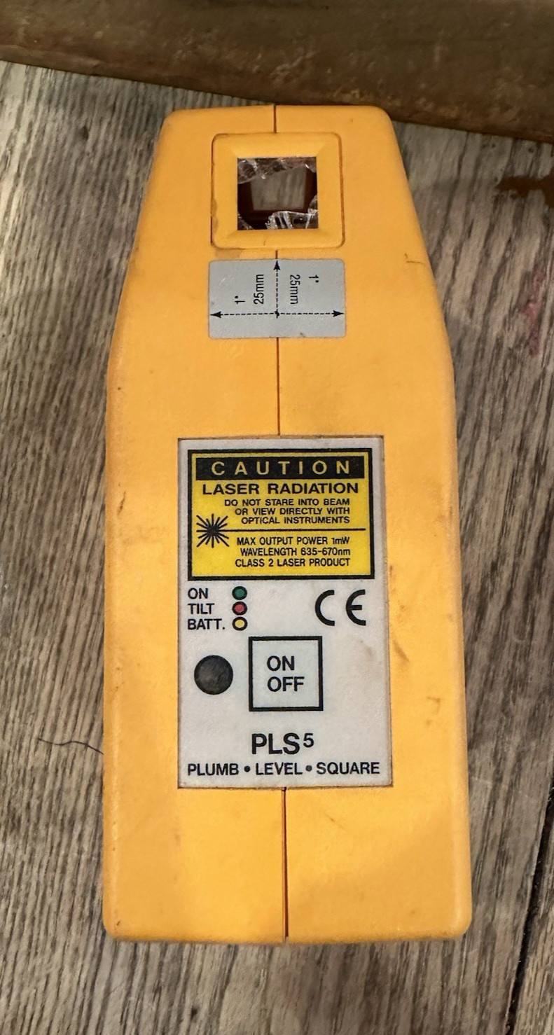 PLS 5 Laser With Case PLEASE READ DESCRIPTION