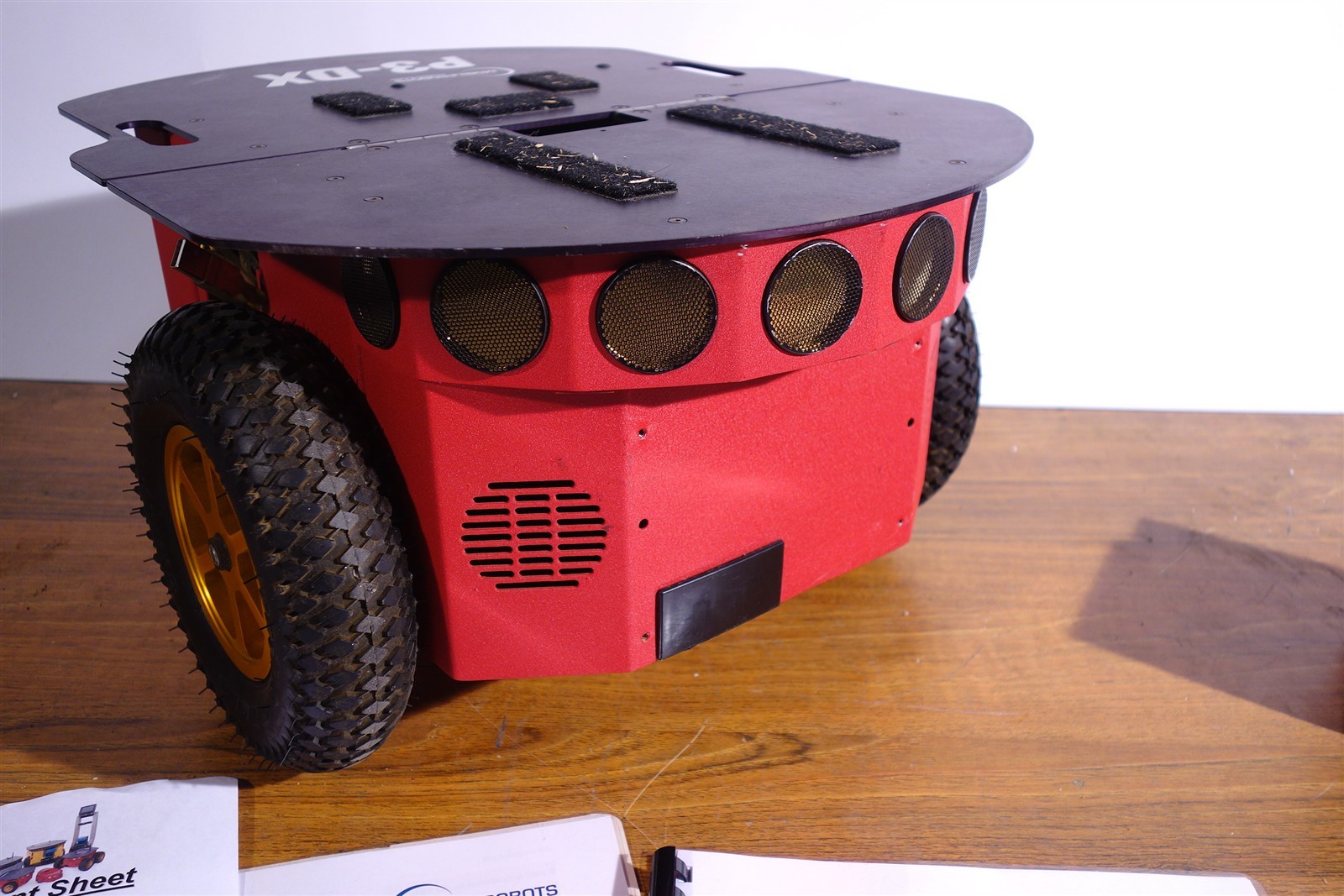 Mobile Robots P3-DX Pioneer 3 Robot