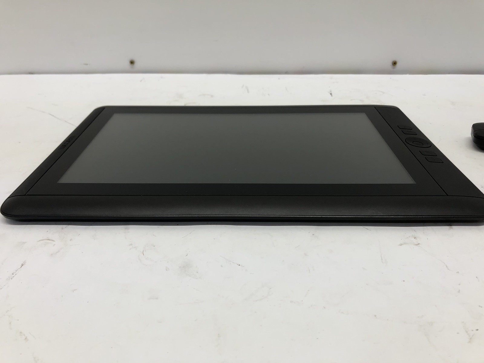 WACOM CINTIQ 13HD CREATIVE DISPLAY DRAWING TABLET, TESTED WORKING TABLET ONLY