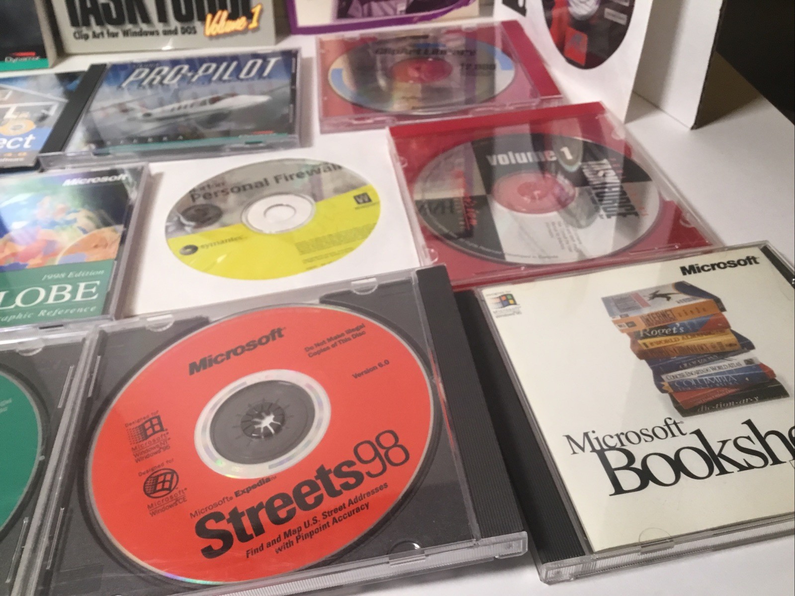 Assortment Of VTG Computer Software Microsoft- Norton- And Some Manuals.