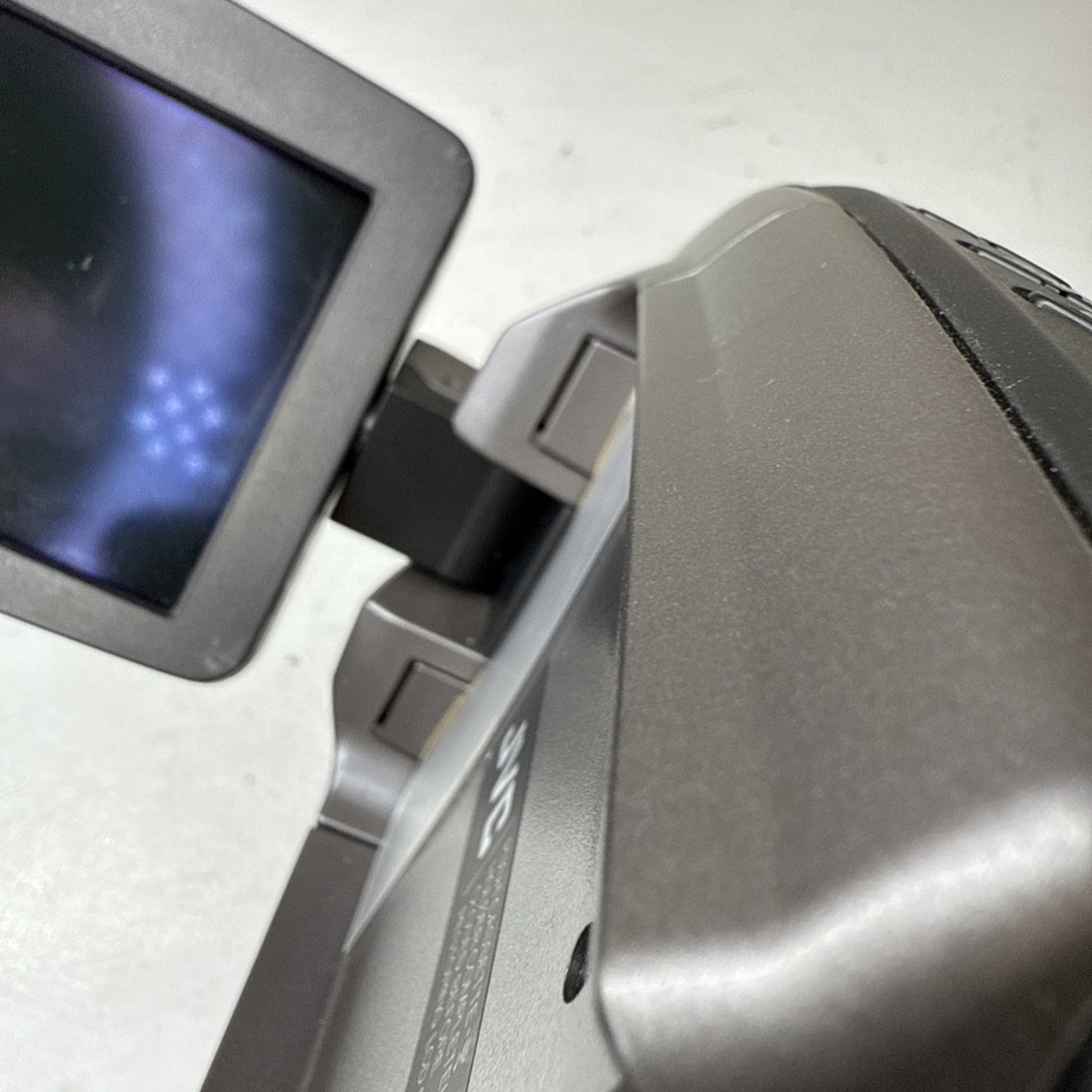 JVC VHS-C Camcorder *READ* Model GR-AXM70U Tested Working.