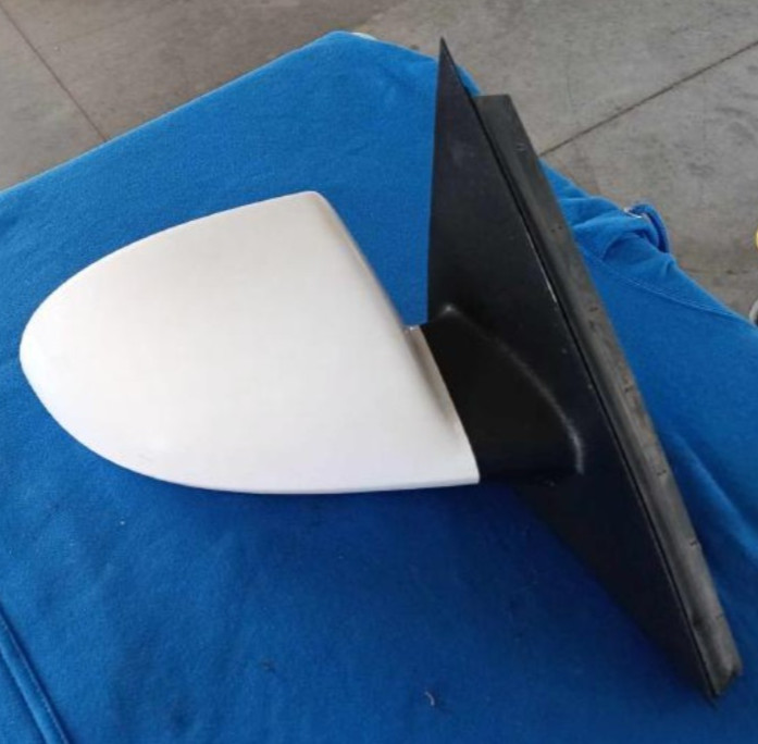 2006-2016 Chevrolet Impala Right Passenger RH Side View Door Mirror White Oem