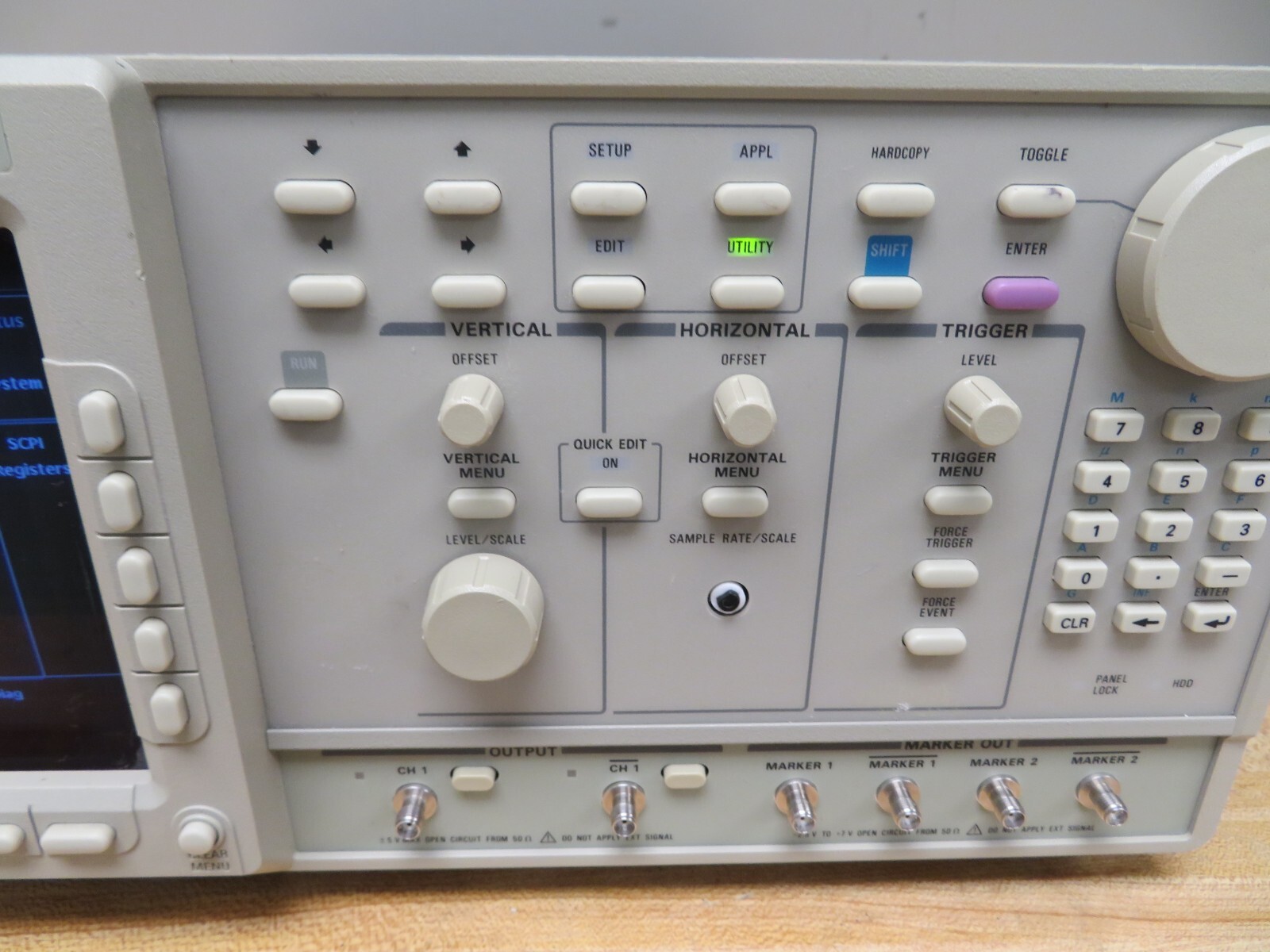 Tektronix AWG610 Arbitrary Waveform Generator PH49