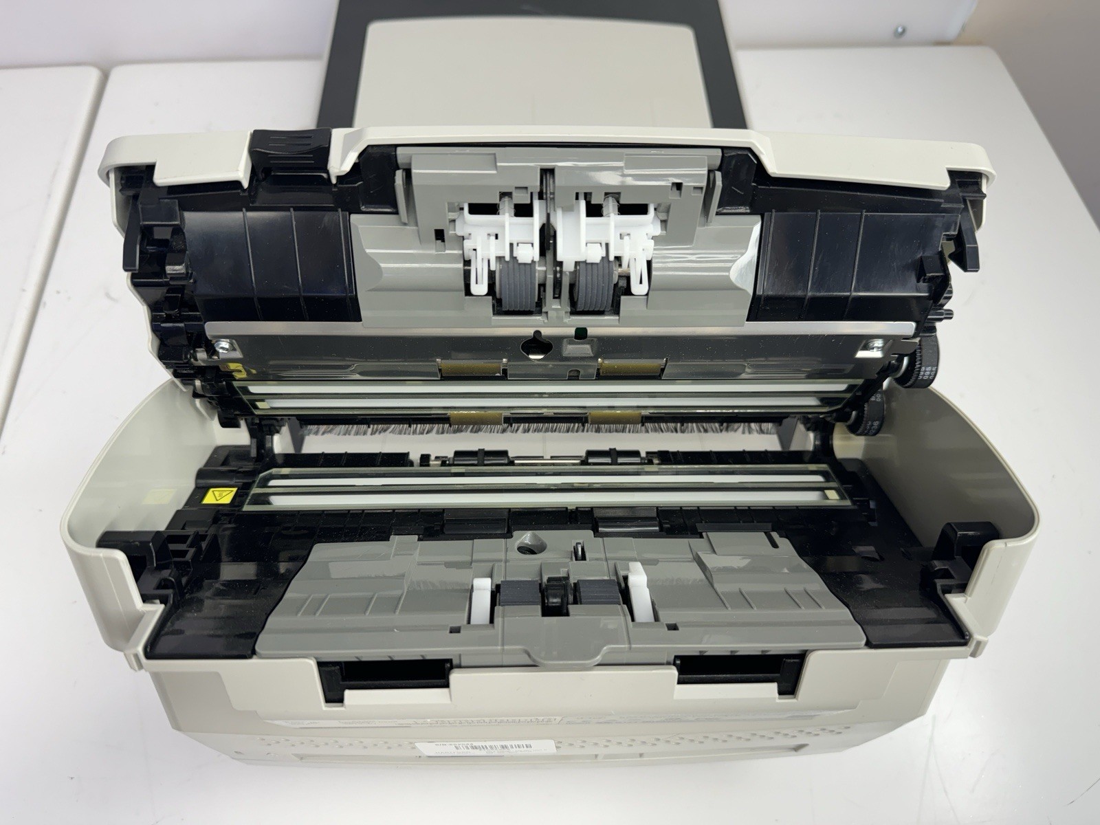 Fujitsu fi-6240Z Flatbed High Speed Document Scanner
