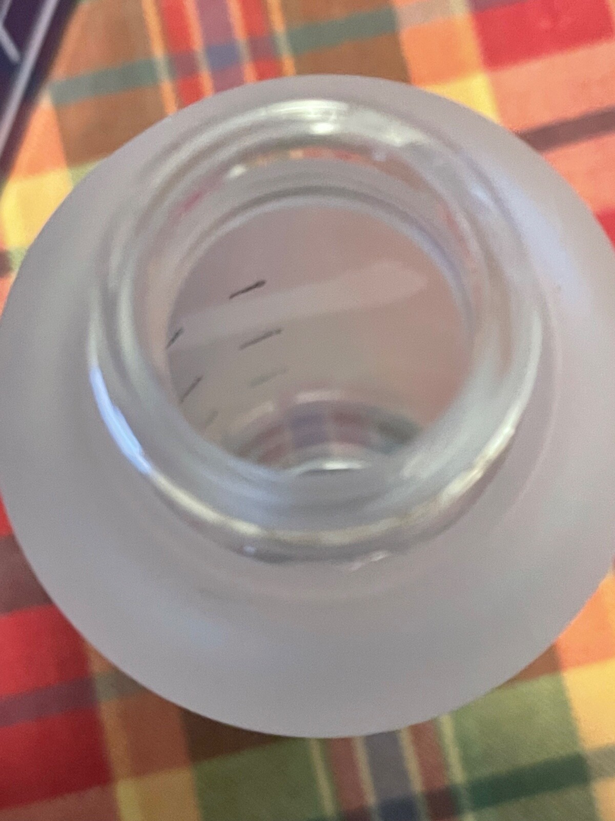 32 oz Nuach glass water bottle