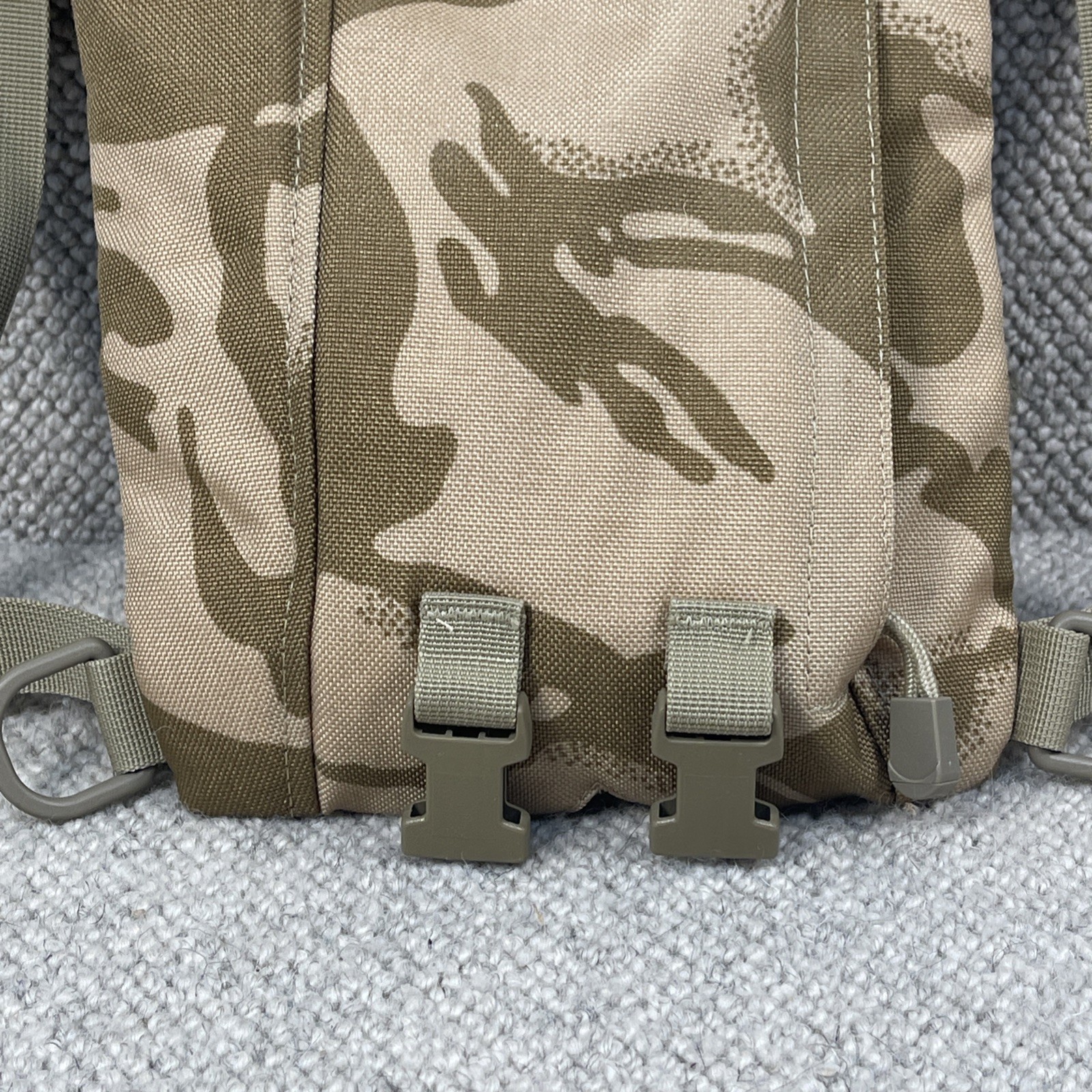 British Military Issue Desert DPM Camouflage Camelbak Hydration Pack System 3l