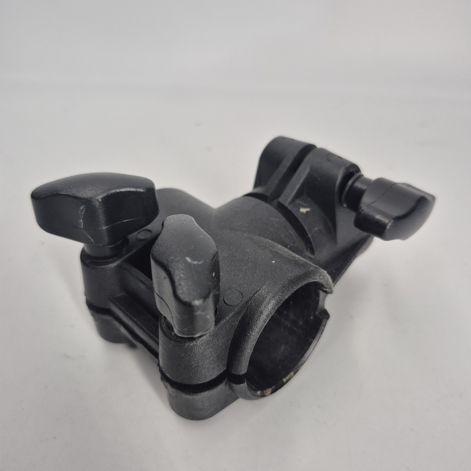 Yamaha T-Clamp / Joint Rack Pipe Holder Assembly DTX