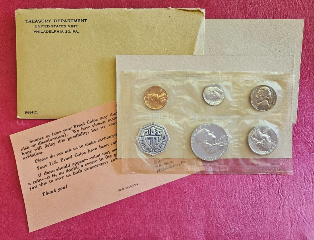 1961  US Mint Silver Proof Set in Philadelphia Mint mylar flat in envelope