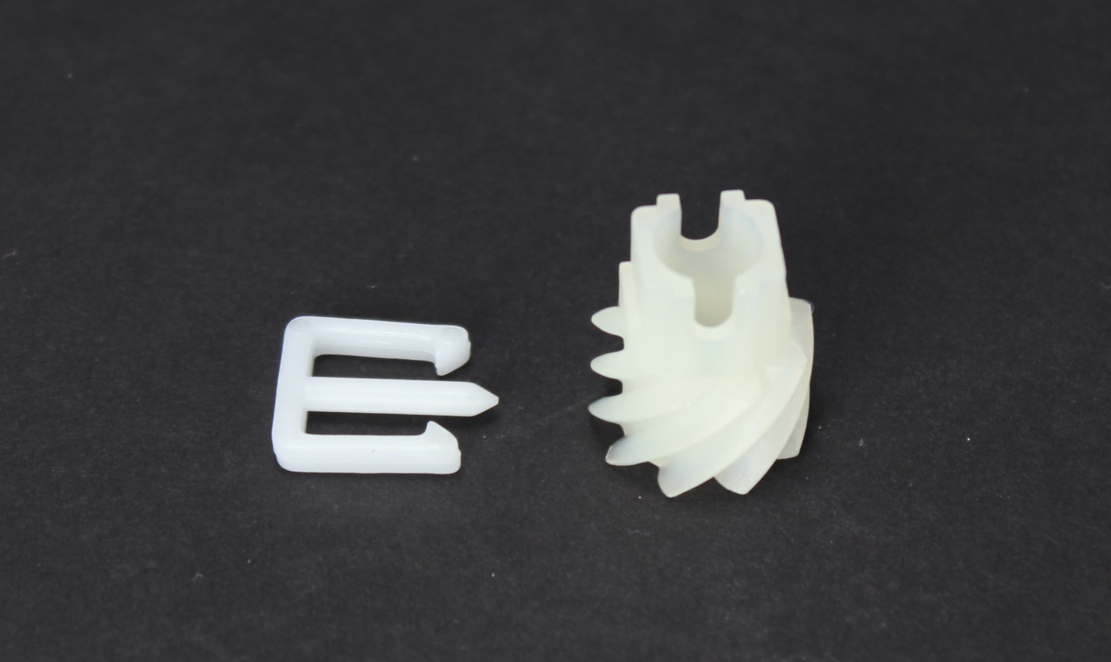 LiftMaster, Chamberlain, Craftsman Limit Switch Helical Gear & Retainer 041A2818