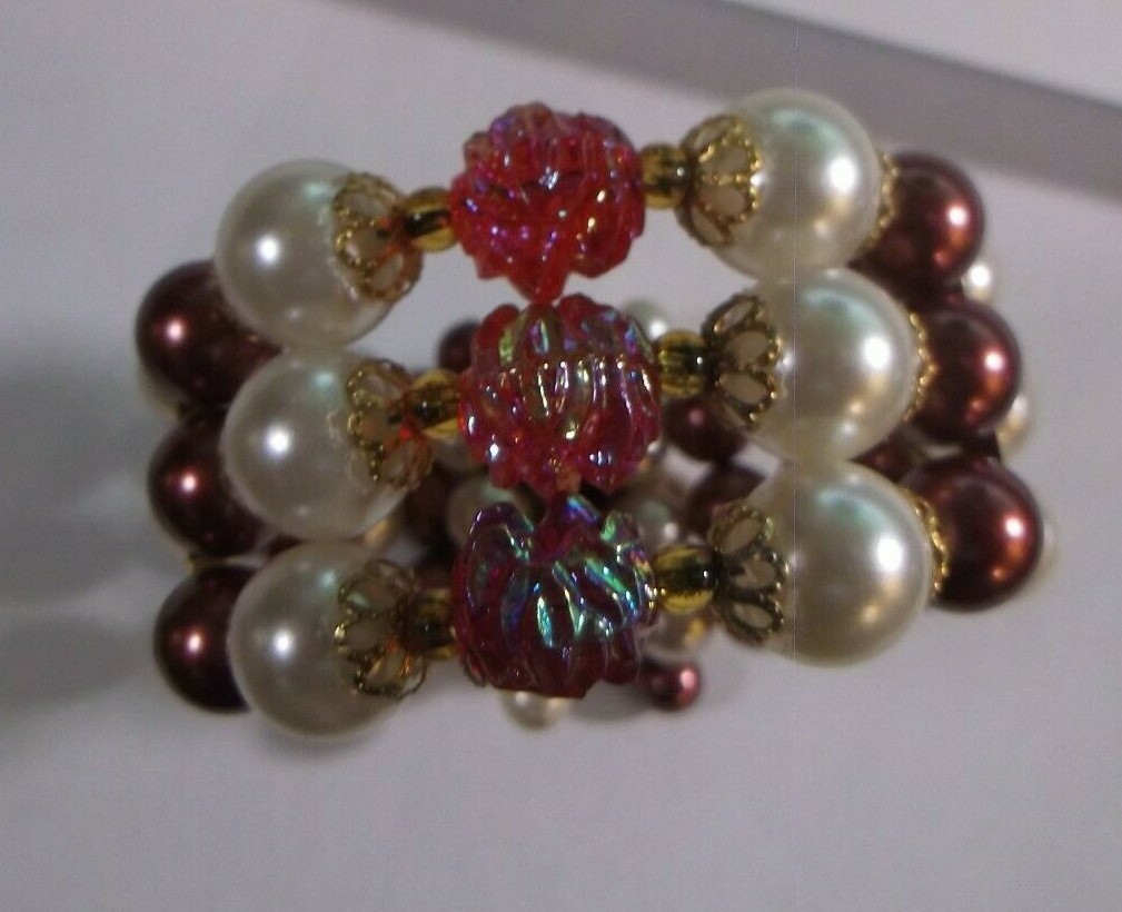 VINTAGE 3 STRING BEADED WIRED BRACELET
