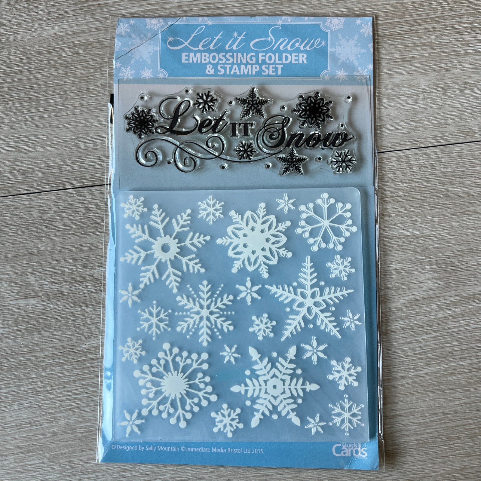 Let It Snow Embossing Folder and Stamp Set Quick Cards Craft Card Making